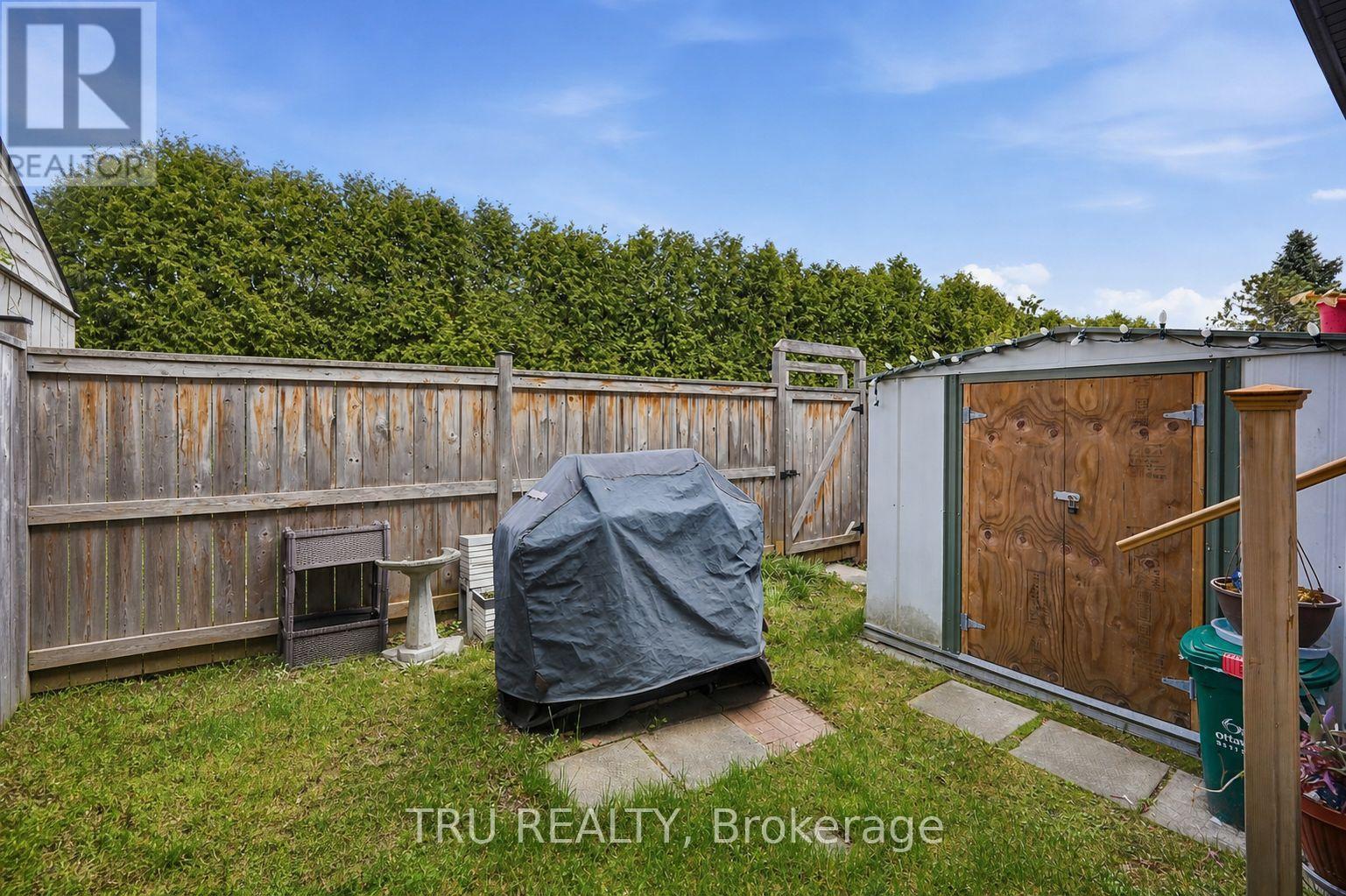 #16 2336 ORIENT PARK DRIVE E - 22