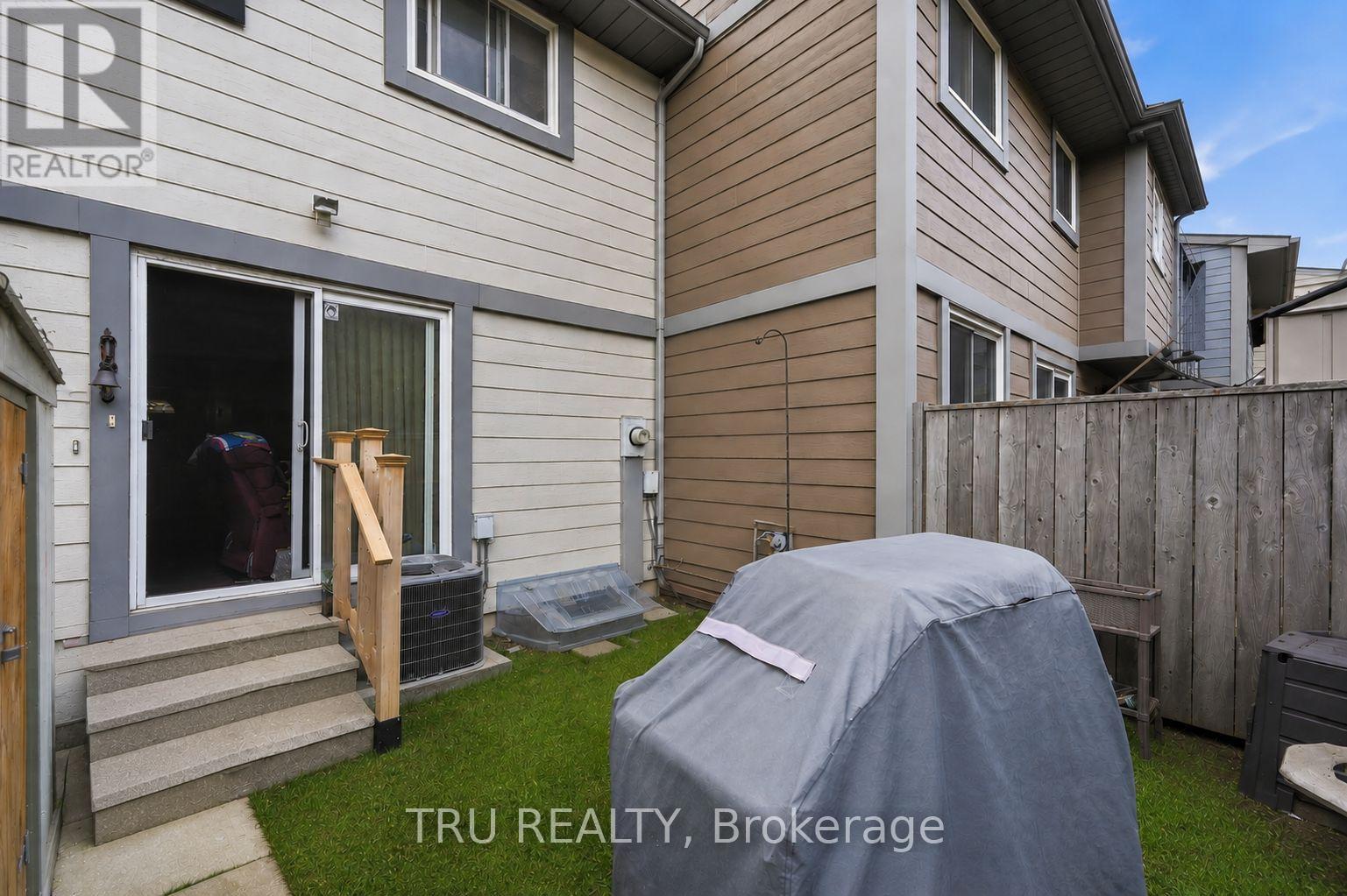 #16 2336 ORIENT PARK DRIVE E - 23