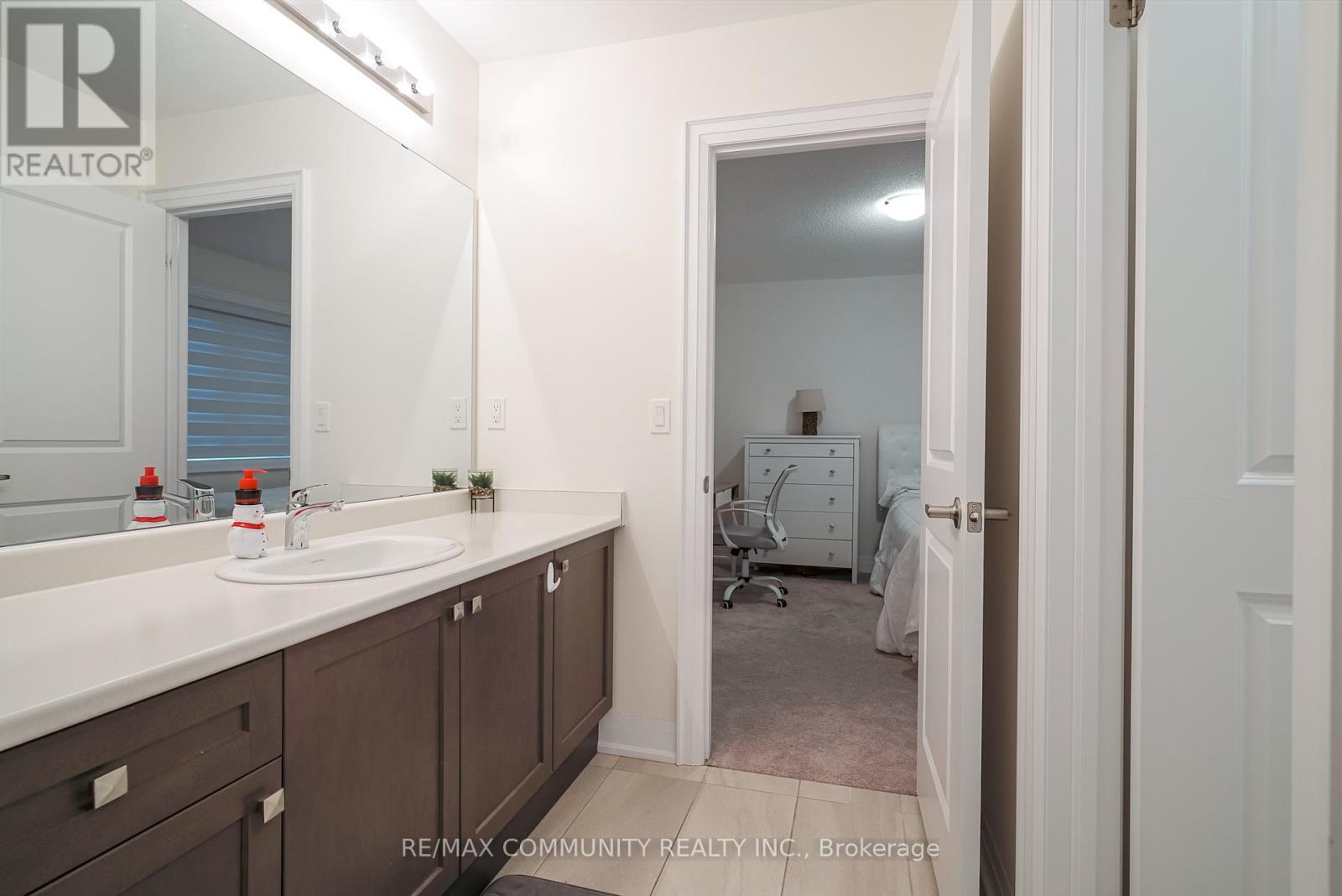55 HOAD STREET - 38