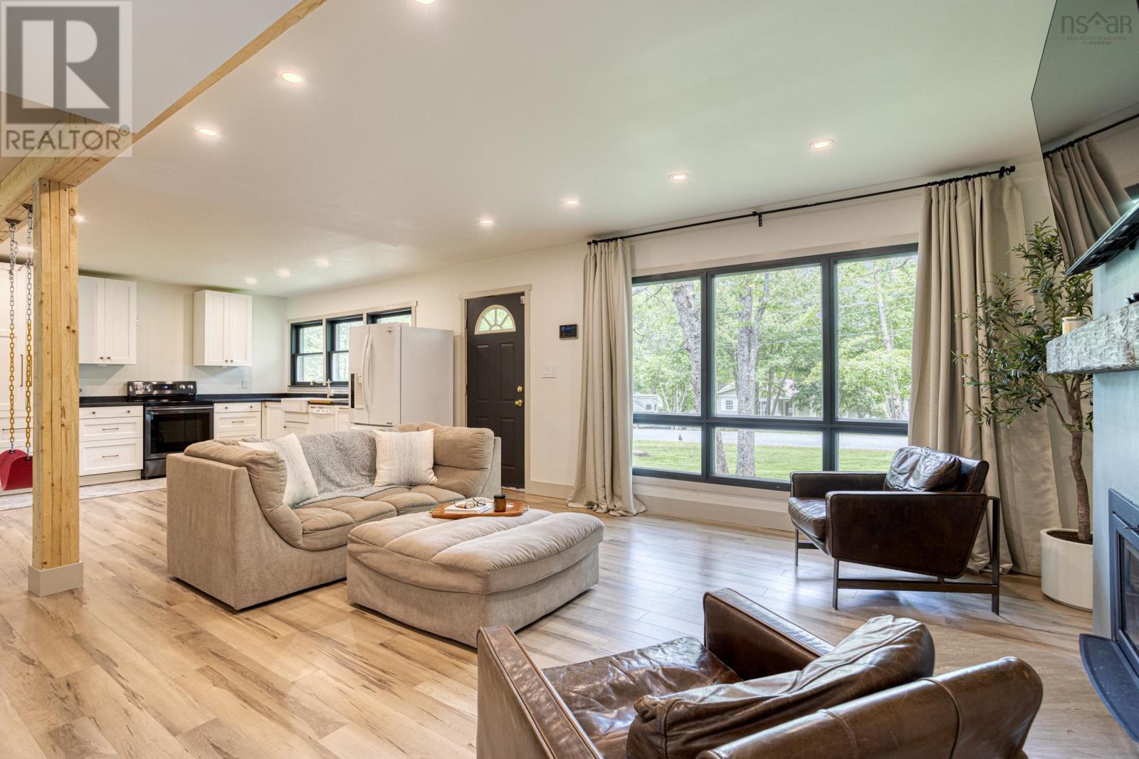 Property 21 of 30 of 5 Oakleaf Crescent