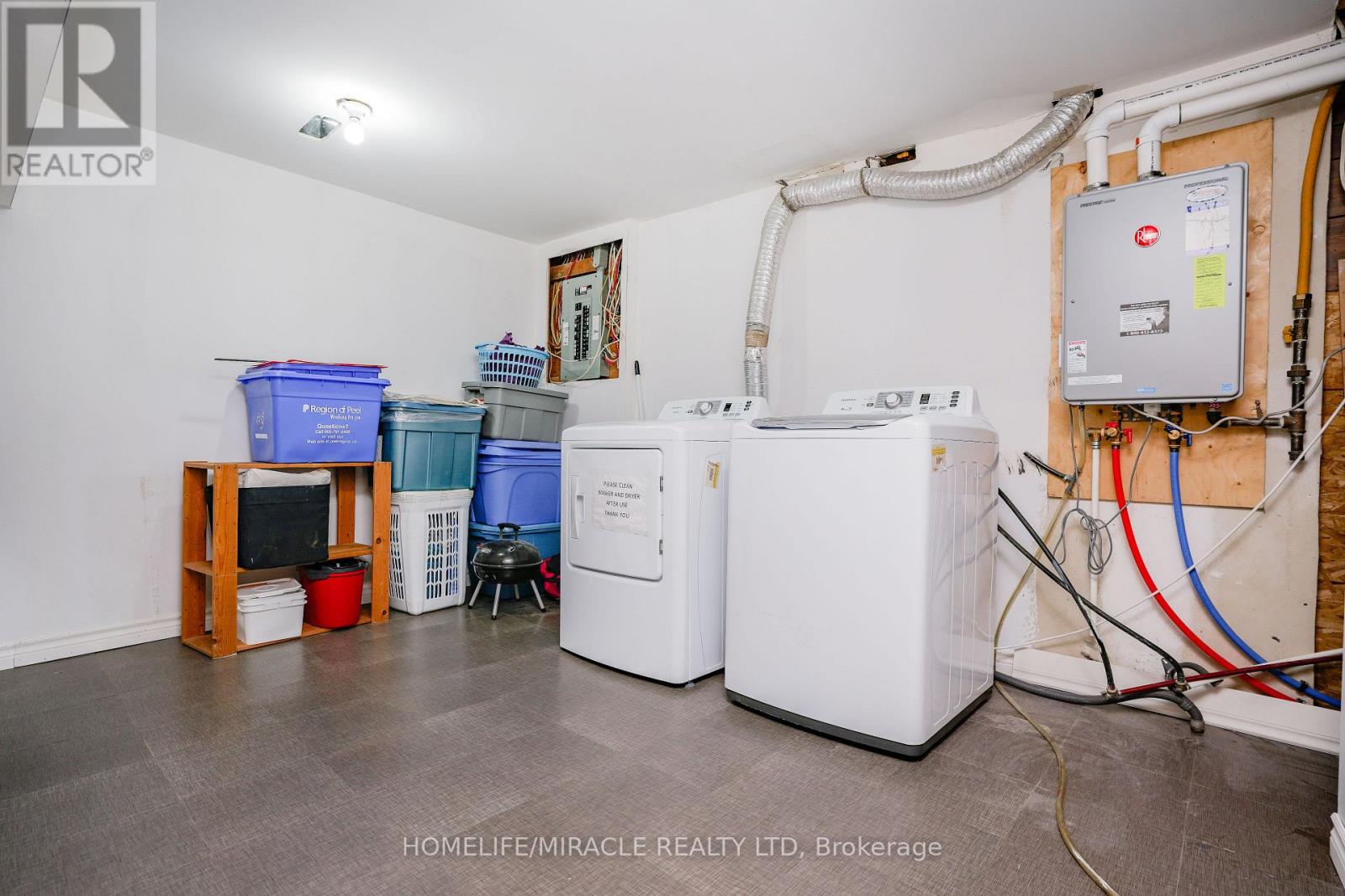15 HEATHERSIDE COURT - 21