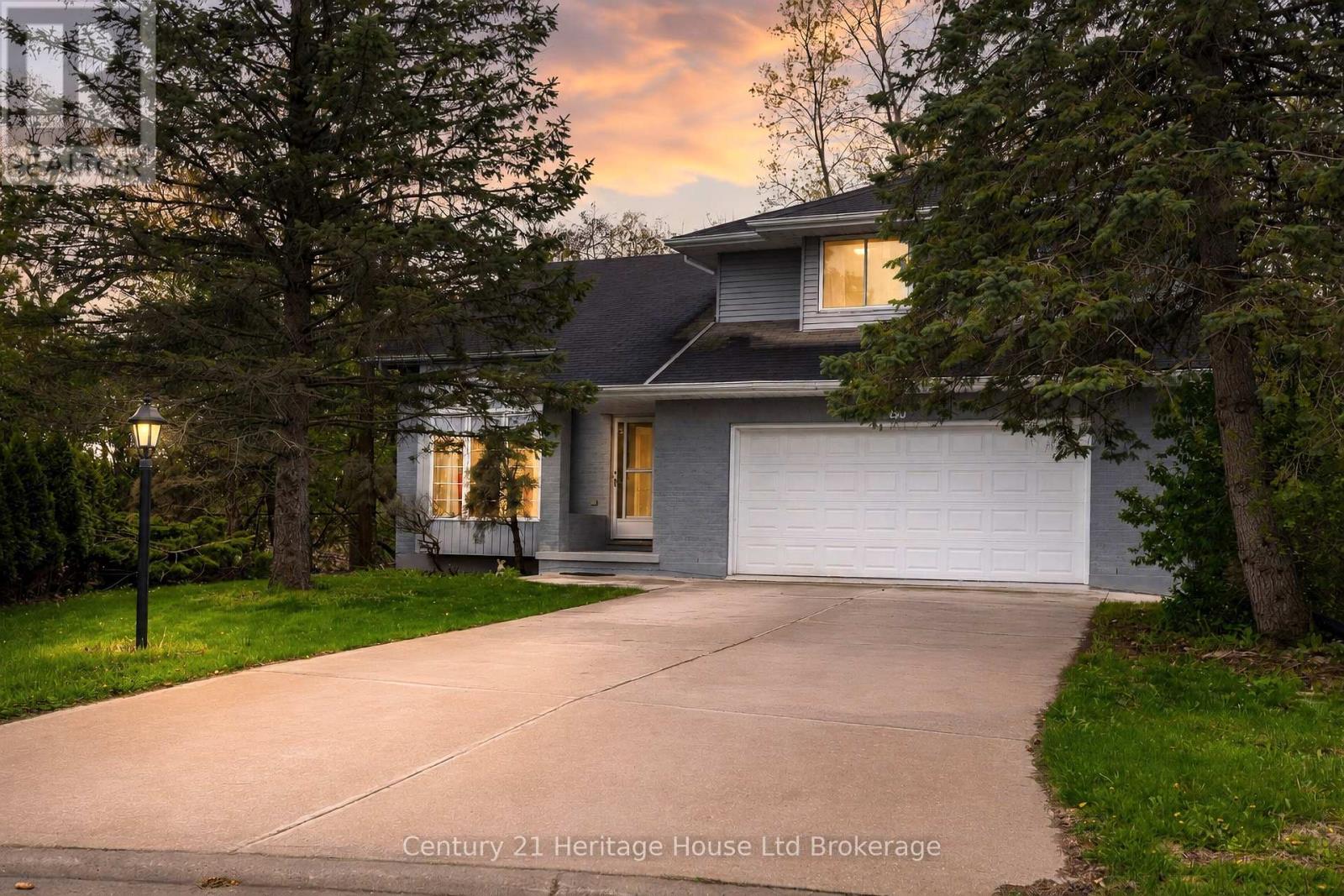 86 LYSANDA COURT - 1
