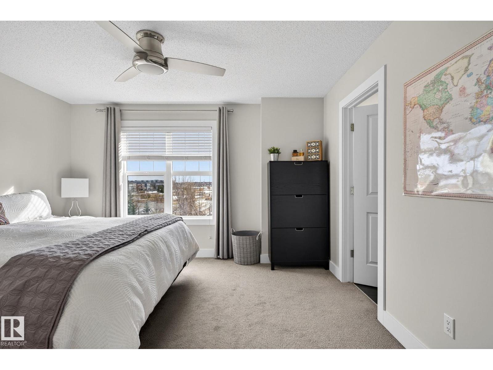 9084 ROSENTHAL LI NW, Edmonton