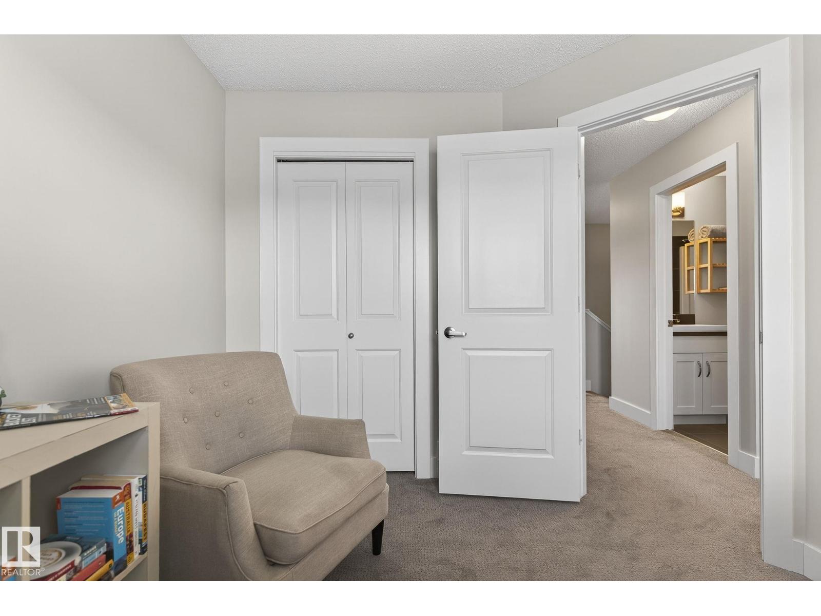 9084 ROSENTHAL LI NW, Edmonton