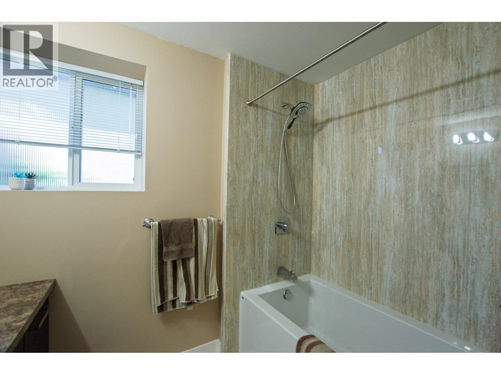 1414 OMINECA PLACE - 24