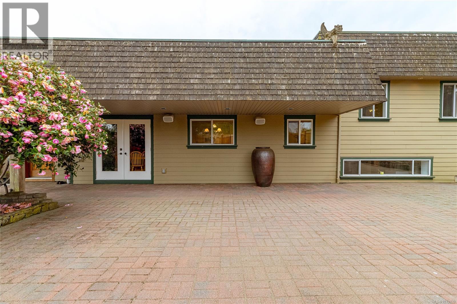 2080 Bear Hill Rd - 38
