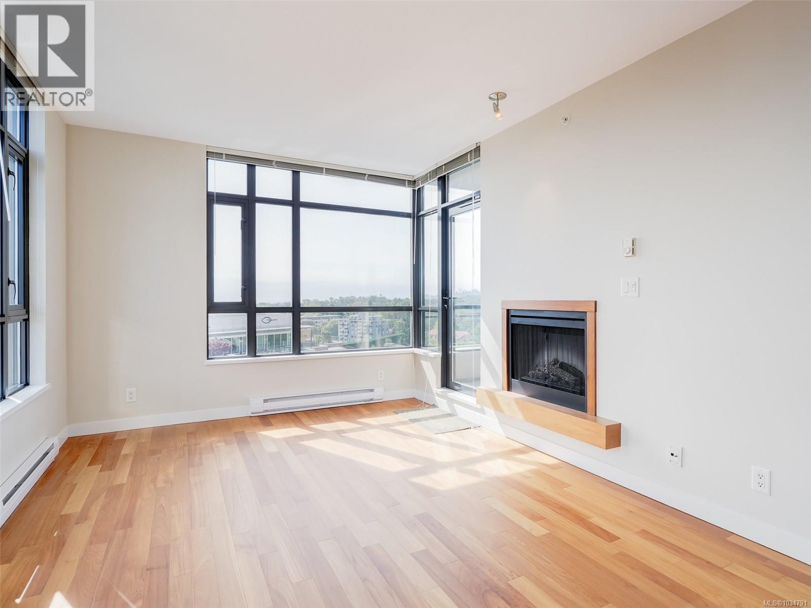 #1203 788 Humboldt St - 2