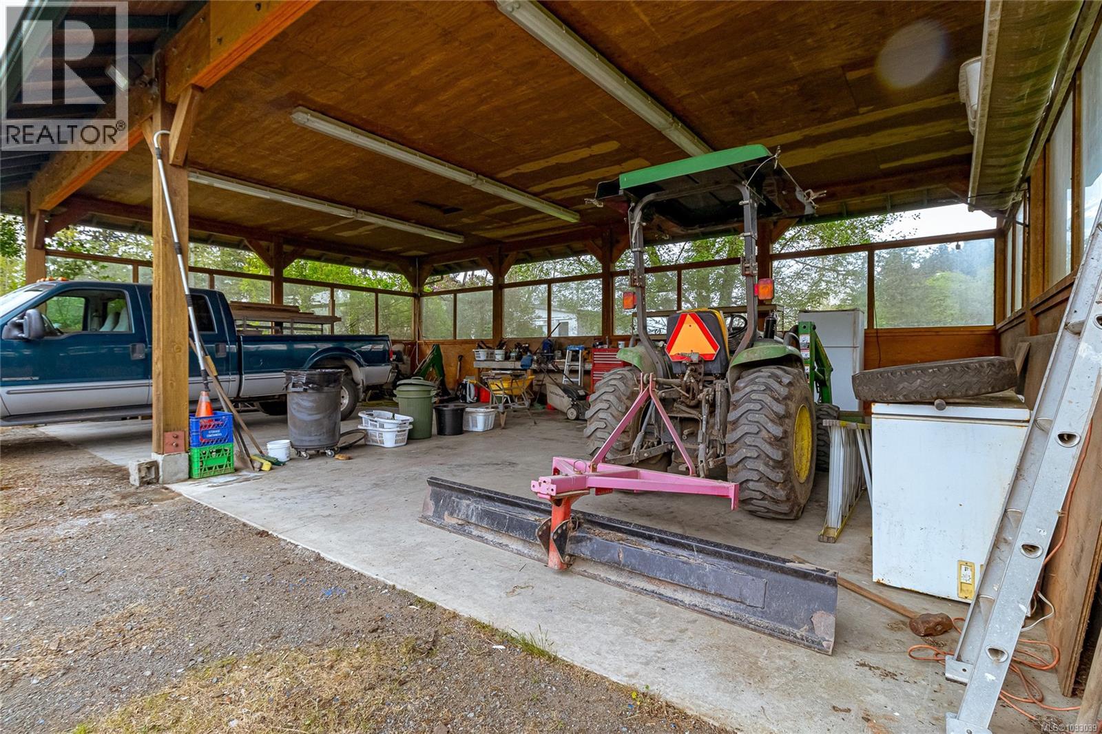 2080 Bear Hill Rd - 72