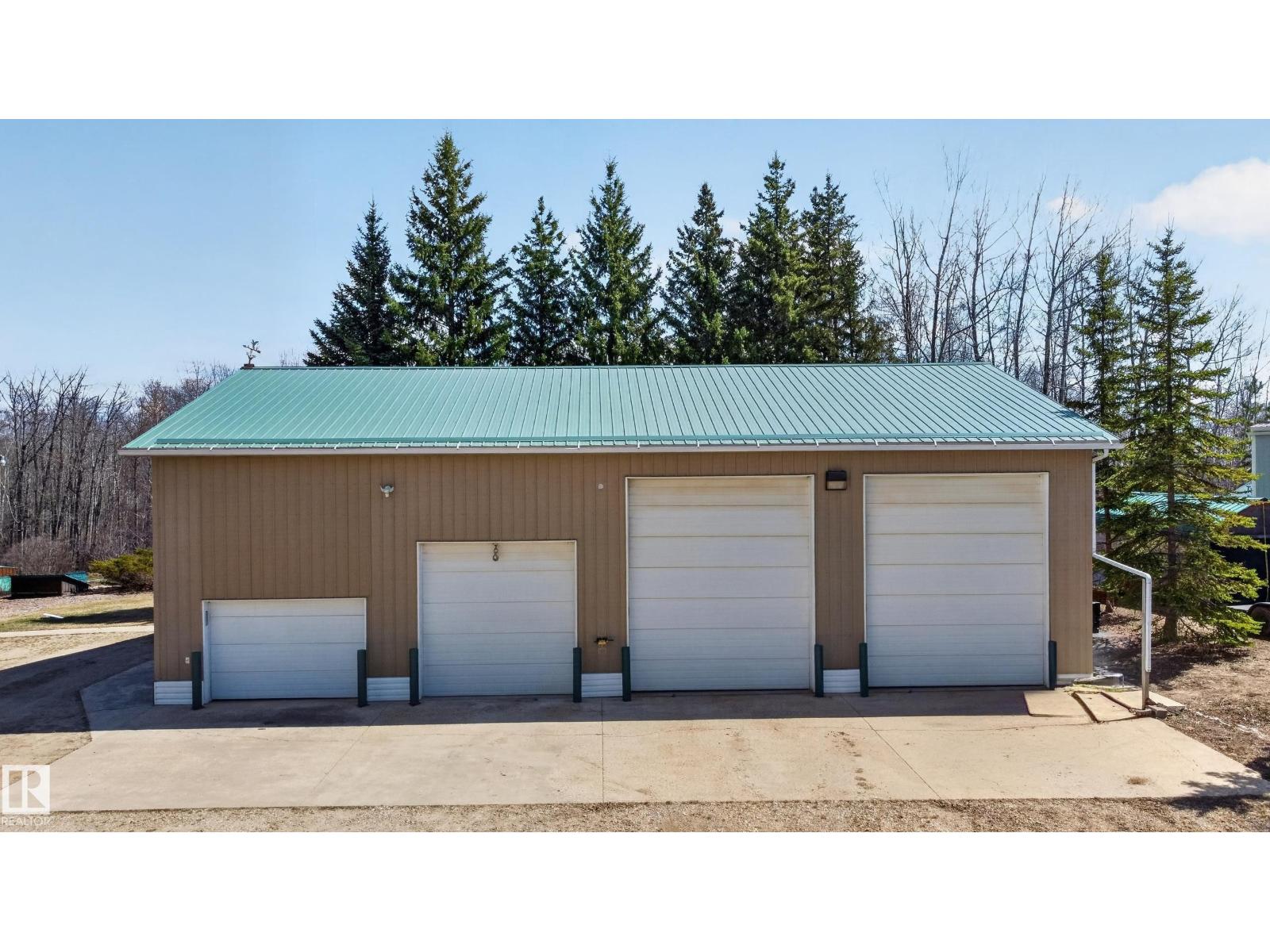 121 55107 RGE RD 33 - 13