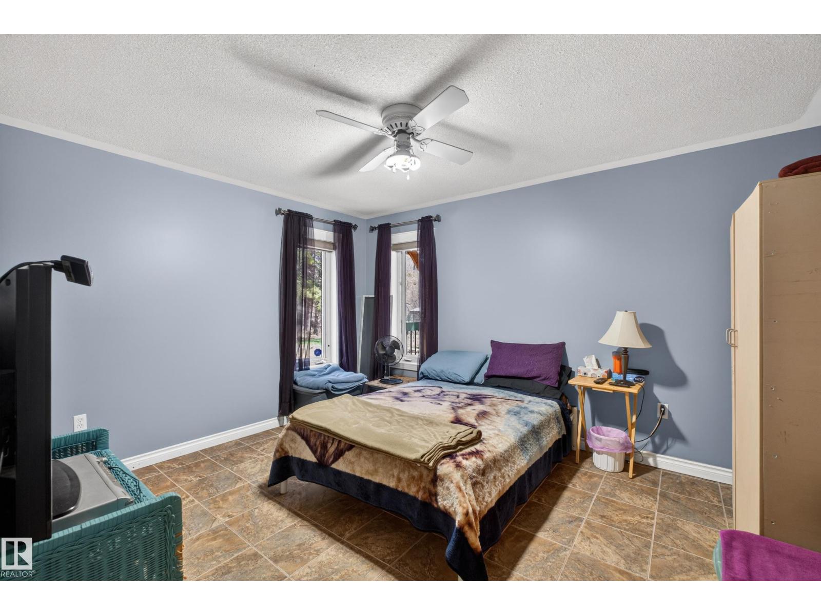 121 55107 RGE RD 33 - 37