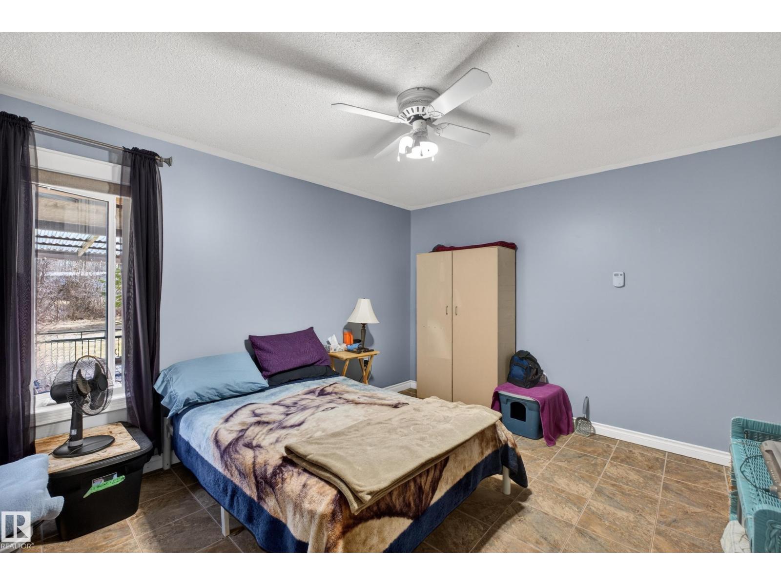 121 55107 RGE RD 33 - 40