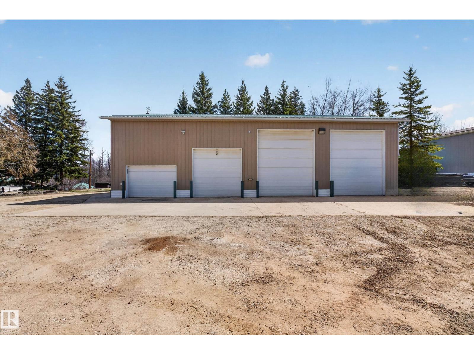 121 55107 RGE RD 33 - 64