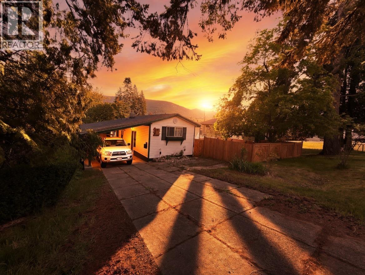 209 6th Avenue - 1