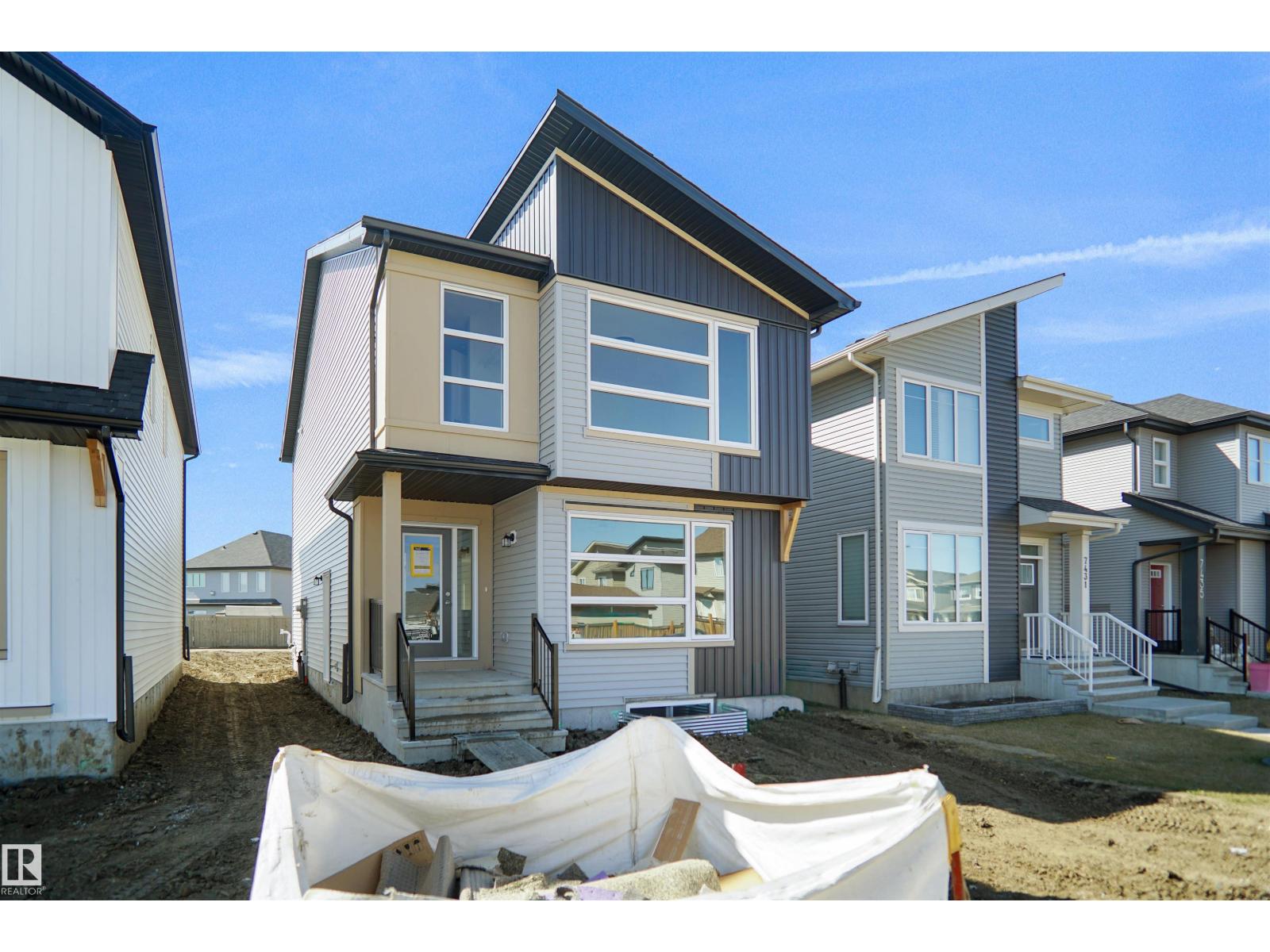 7423 181 AV NW - Image 2