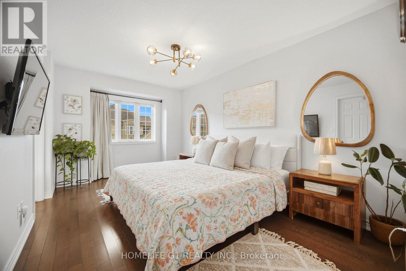 #26 21 MADONNA DRIVE - 11