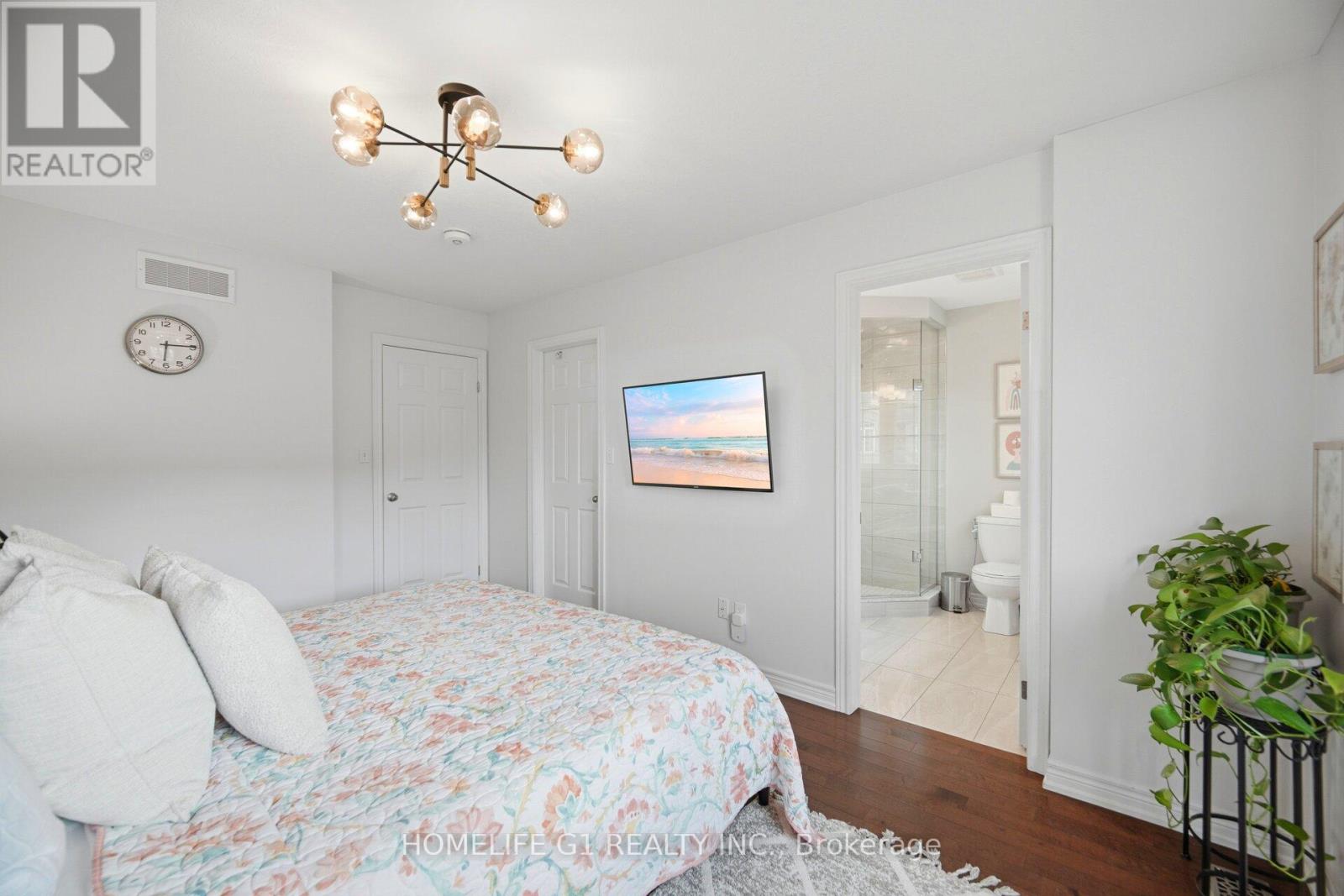 #26 21 MADONNA DRIVE - 12