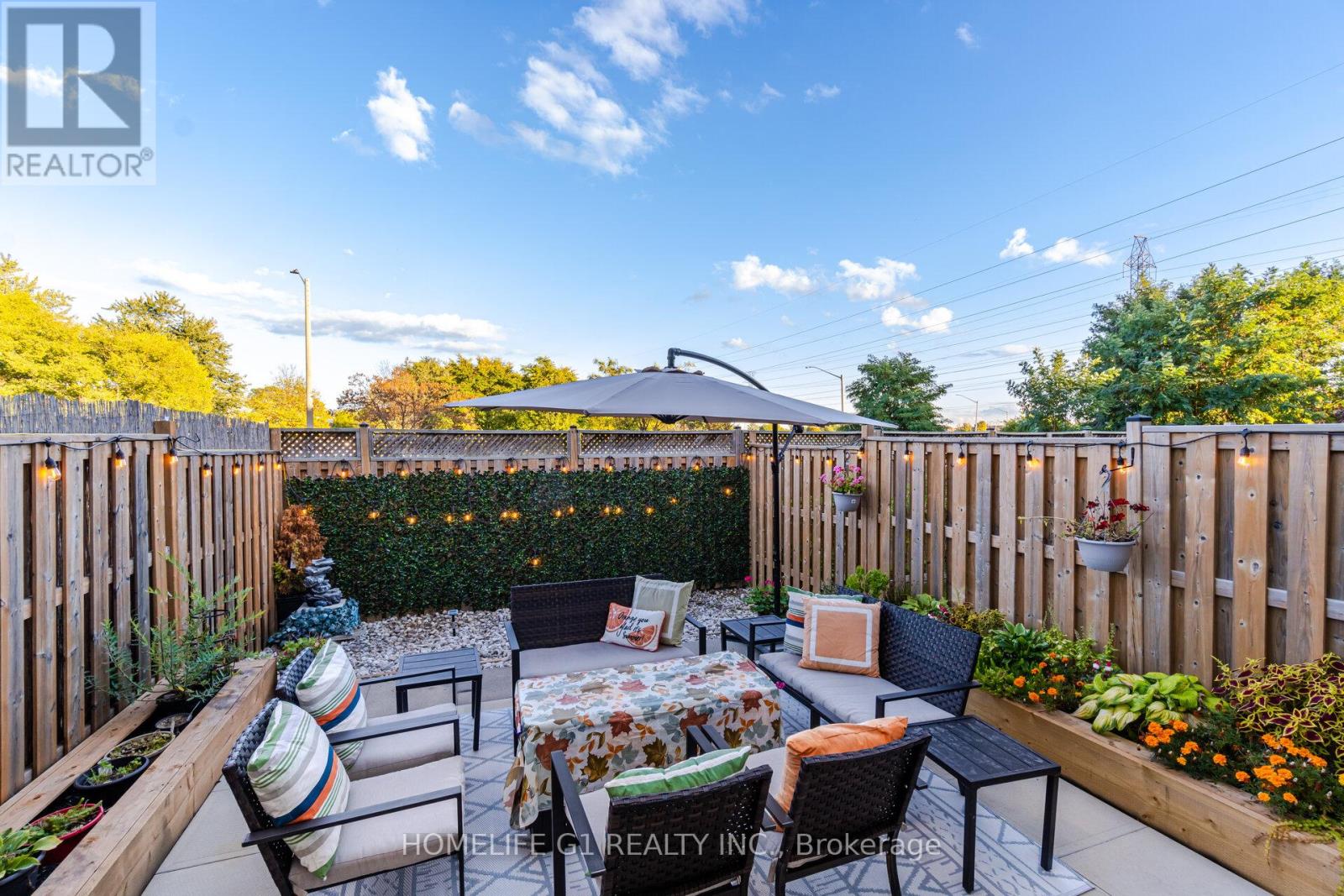 #26 21 MADONNA DRIVE - 27