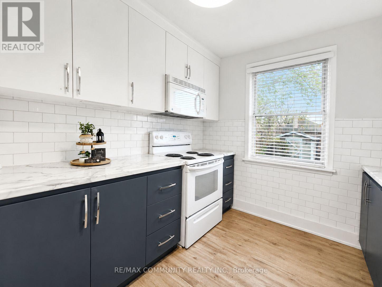 386 WHITNEY AVENUE - 18