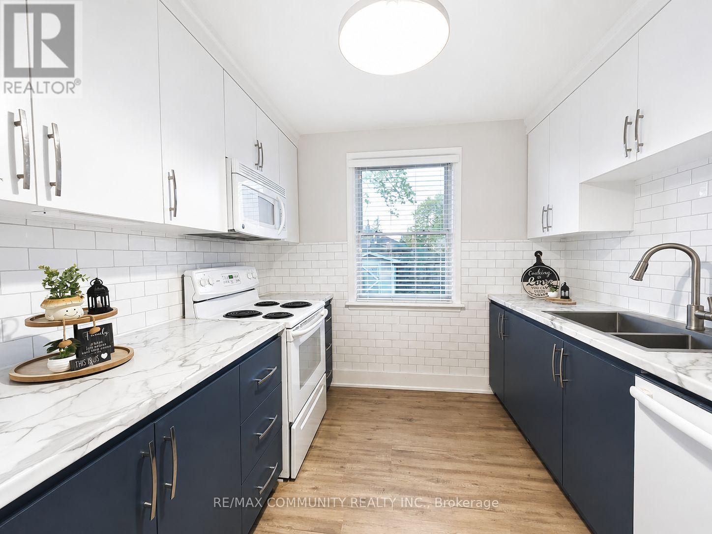 386 WHITNEY AVENUE - 20