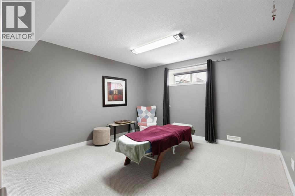 18 West Springs Gate SW - 43