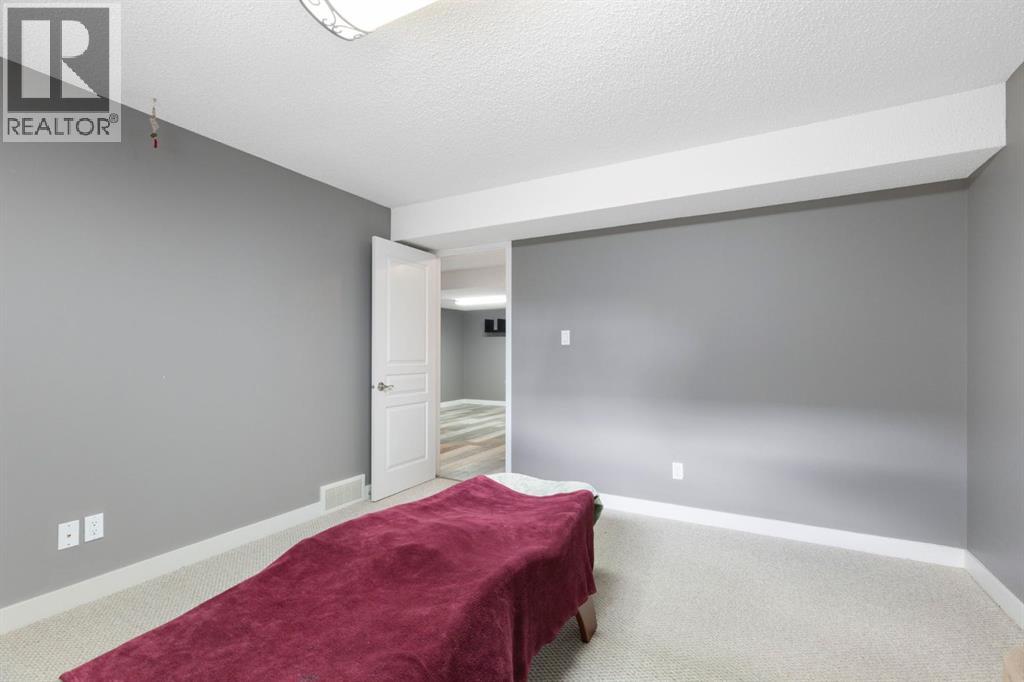 18 West Springs Gate SW - 44