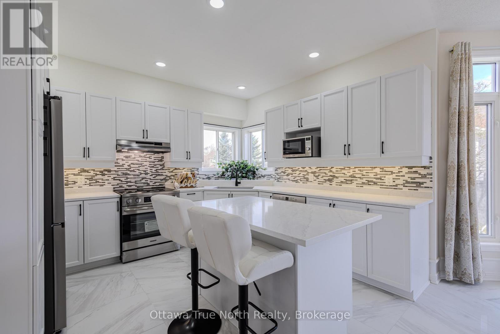 19 BLACK TERN CRESCENT - 18