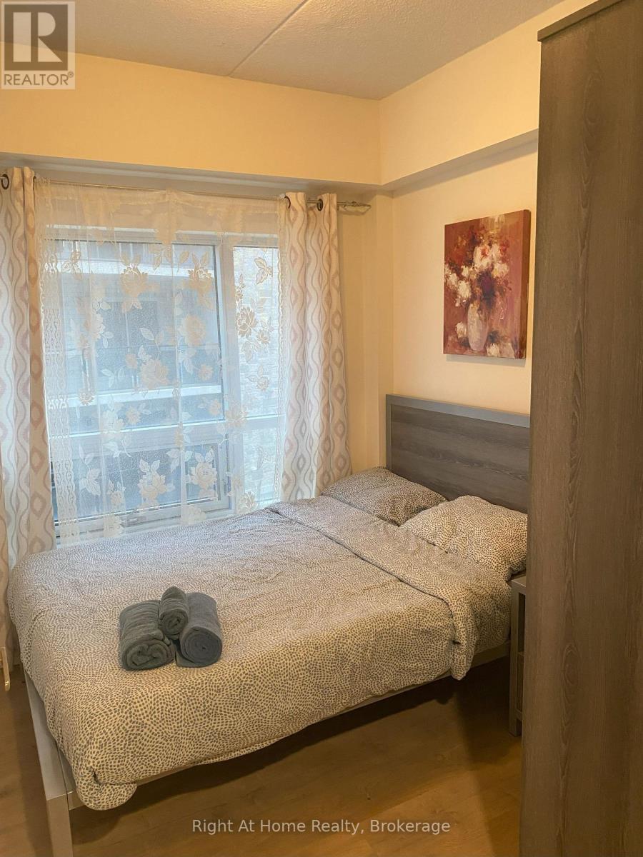 #G204 275 LARCH STREET - 6