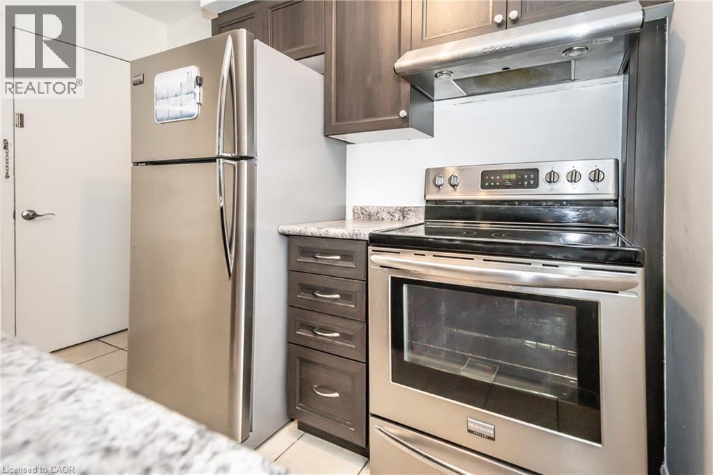 1027 BERNHARDT Street, Cambridge, Ontario, N3H2X9 — Photo 10