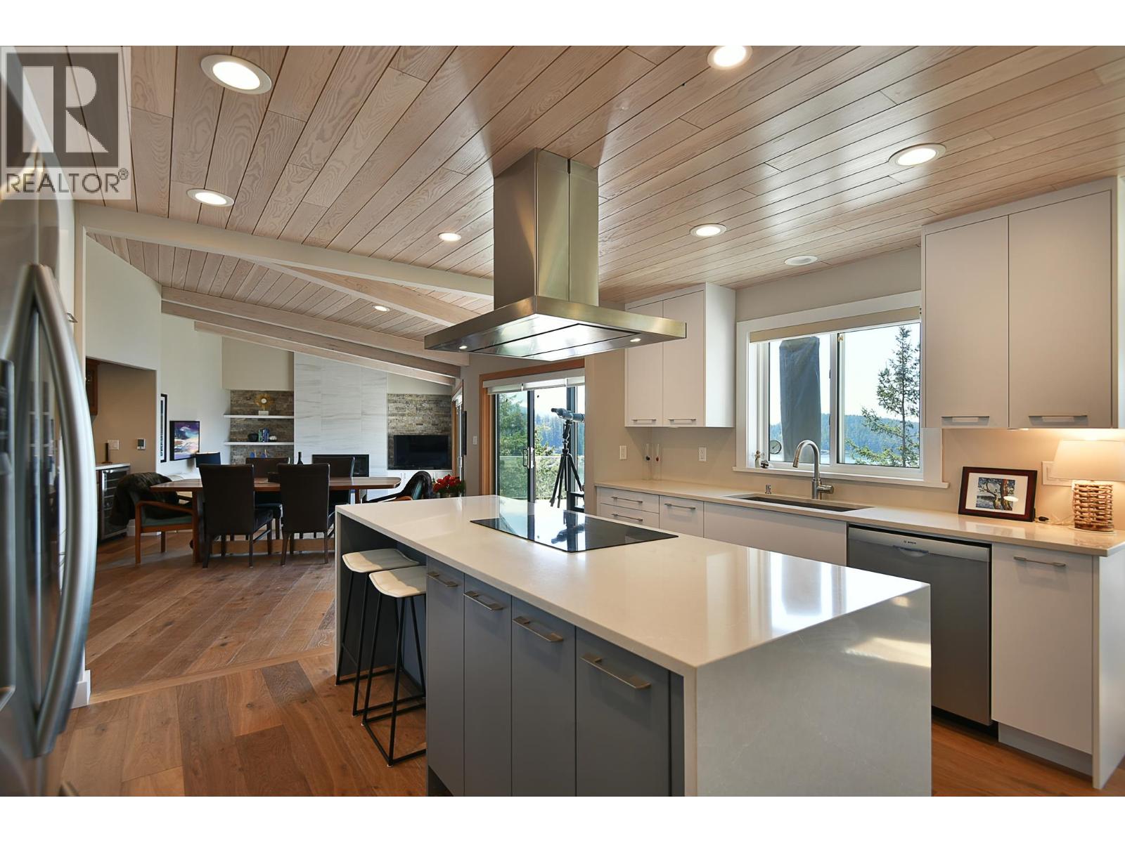4276 ORCA ROAD, Pender Harbour