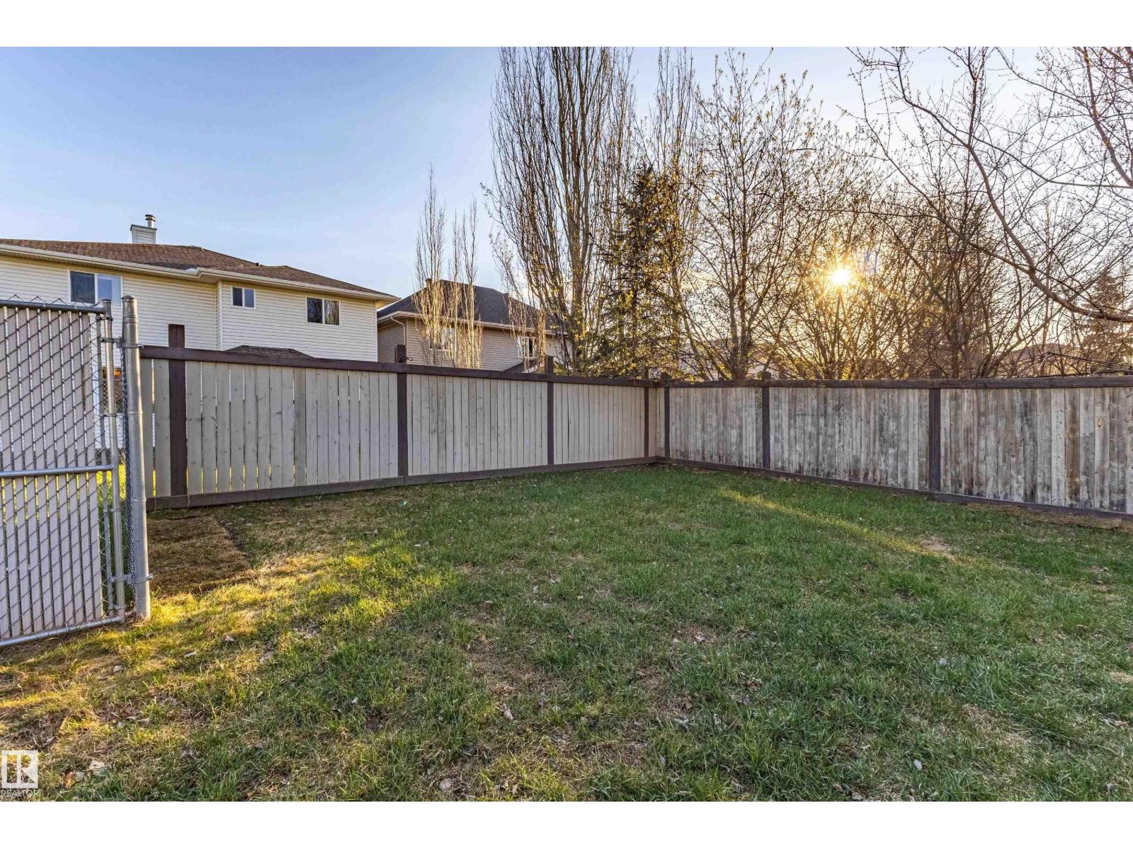 1438 POTTER GREENS DR NW, Edmonton