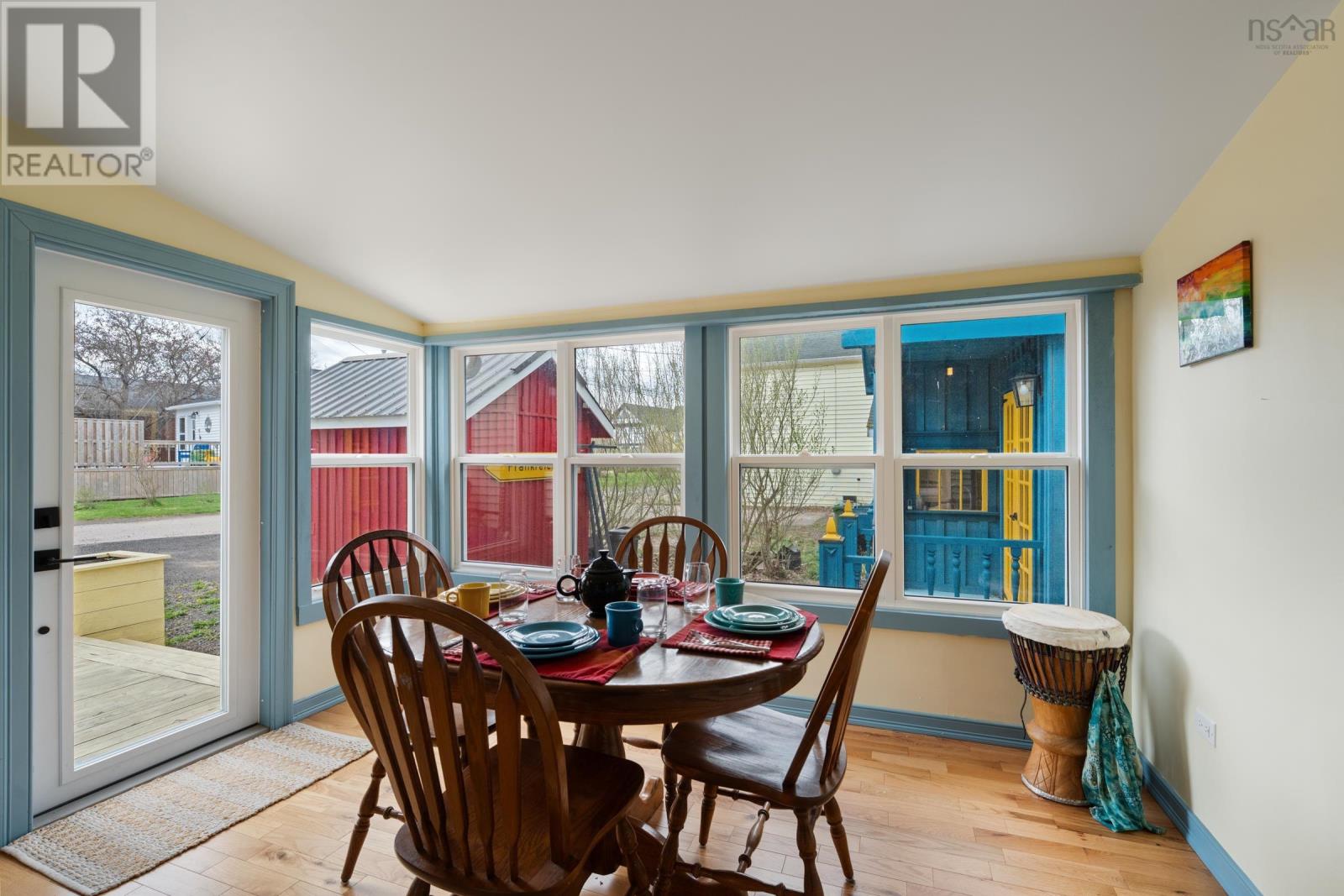 Property 25 of 46 of 13 Prince William Street
