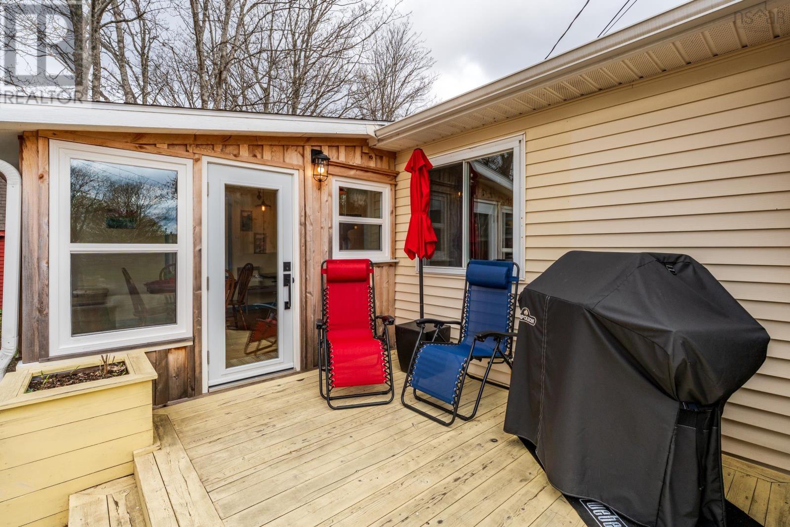 Property 35 of 46 of 13 Prince William Street