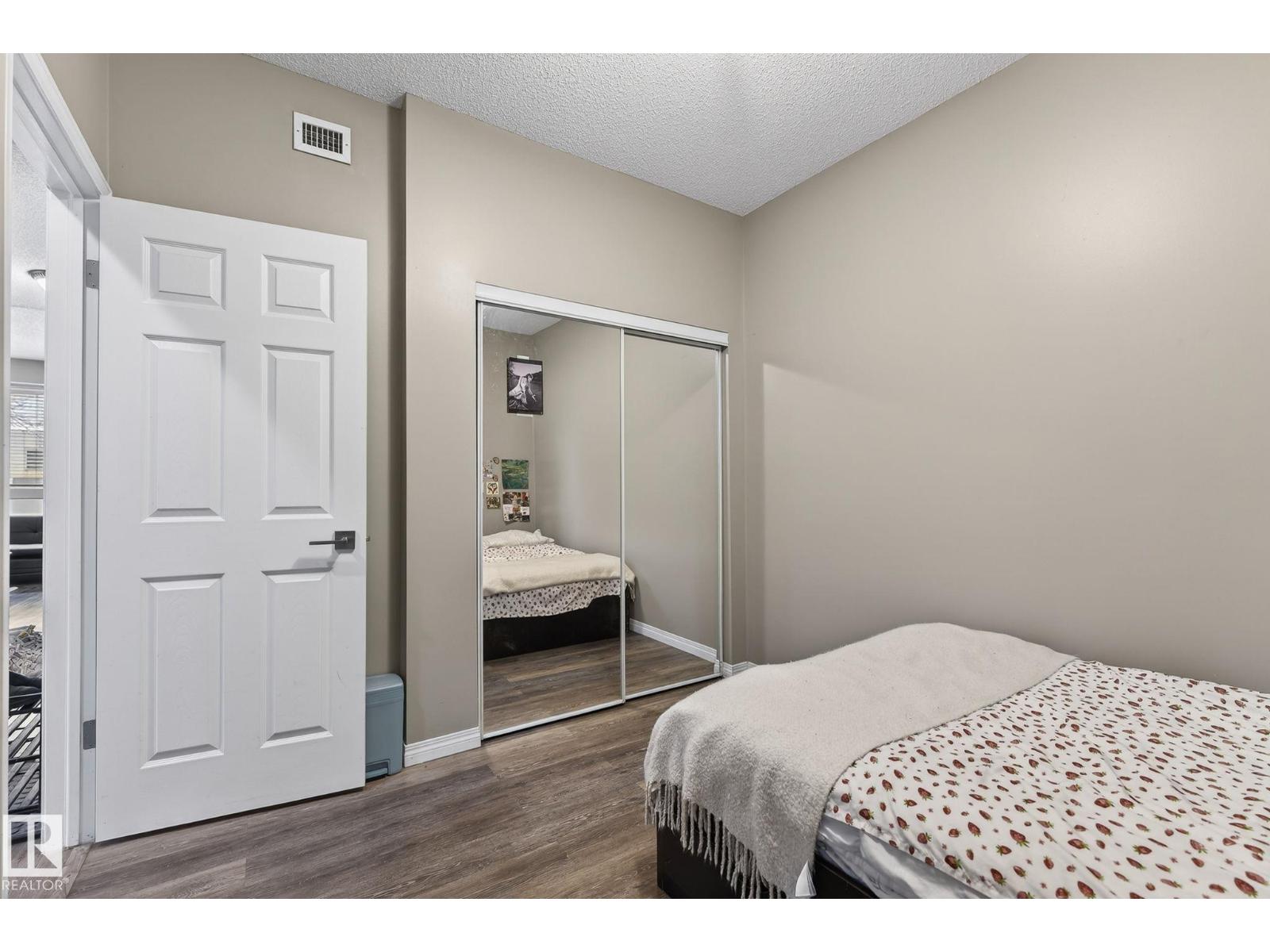 #103 8108 109 ST NW - 16