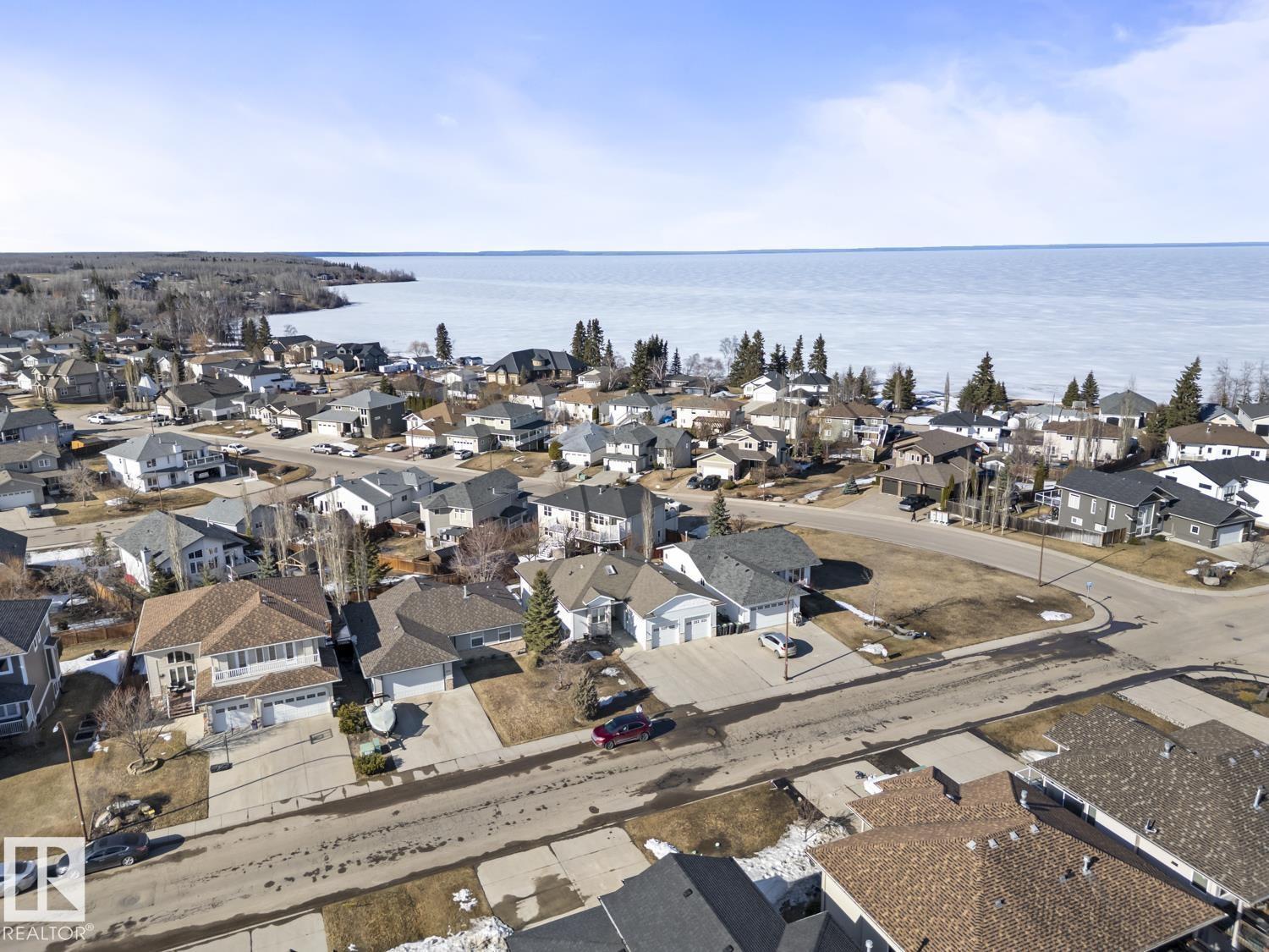 2609 Lake AV - 53