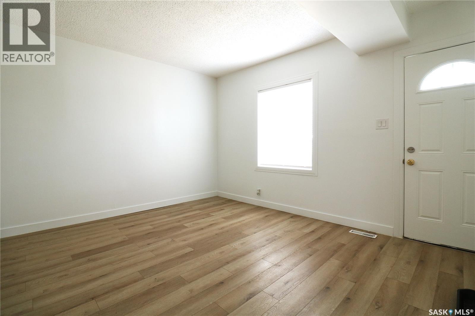 544 Osler STREET - Image 3