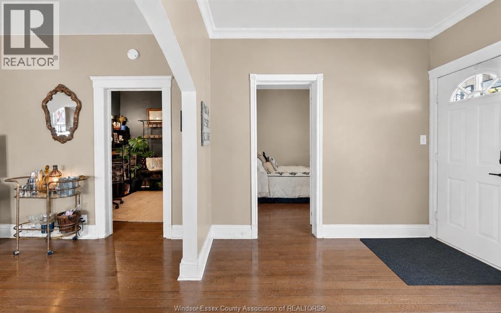 924 MARENTETTE AVENUE, Windsor, Ontario, N9A2A3 — Photo 4