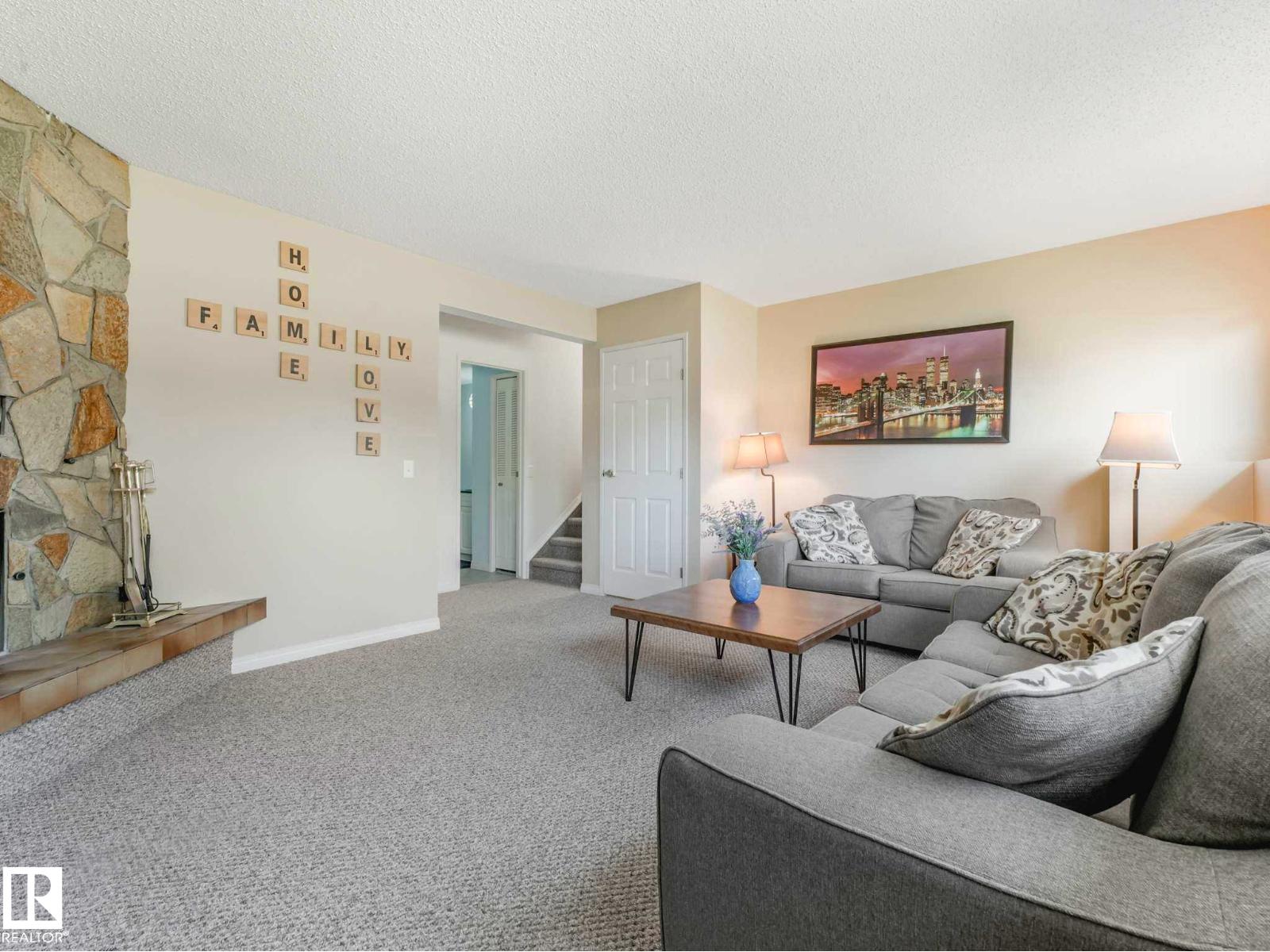 6011 37 AV NW, Edmonton