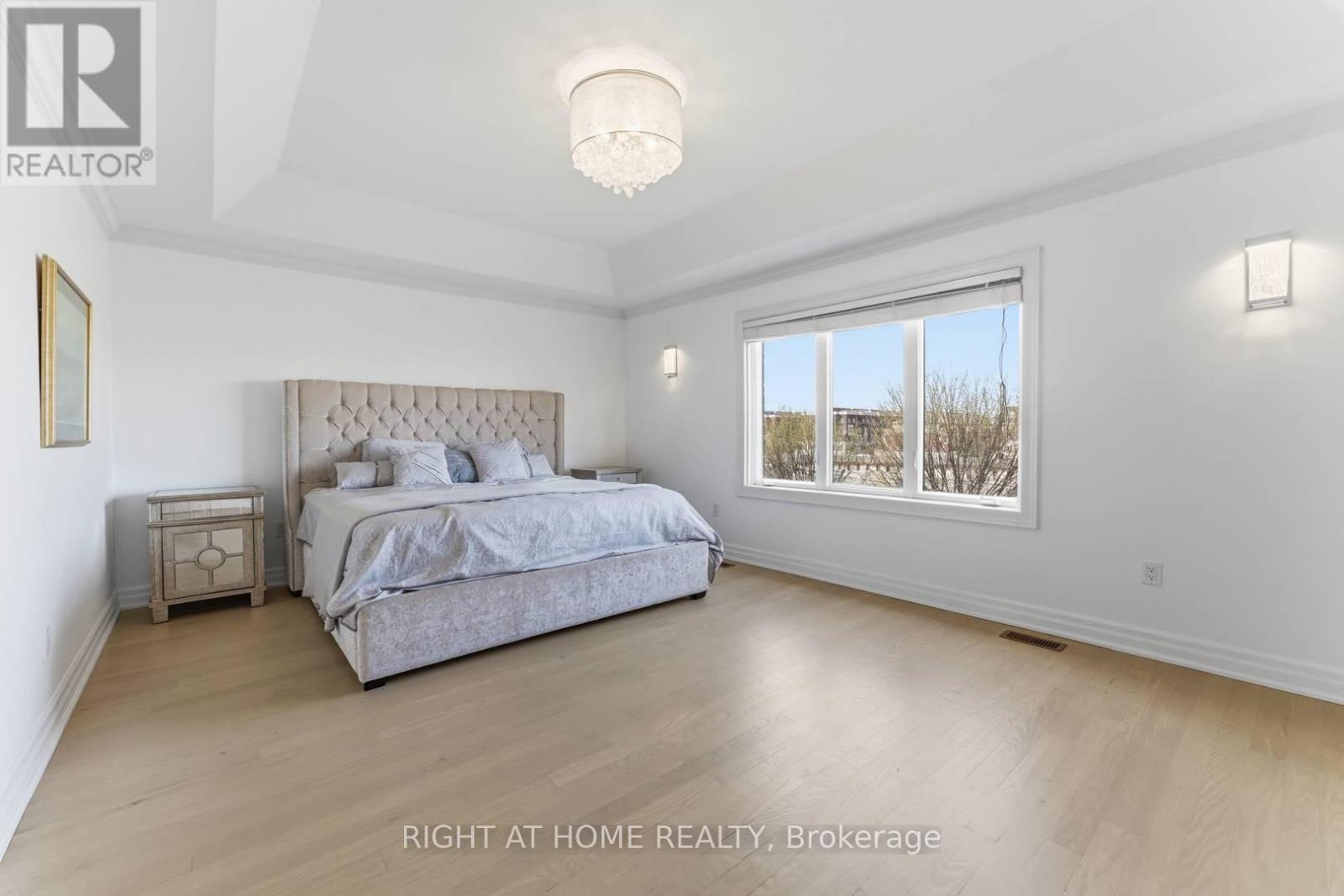 58B THIRTY SECOND STREET - 24