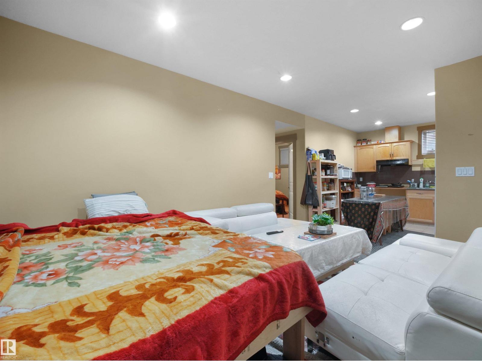 1015 61 ST SW - 37