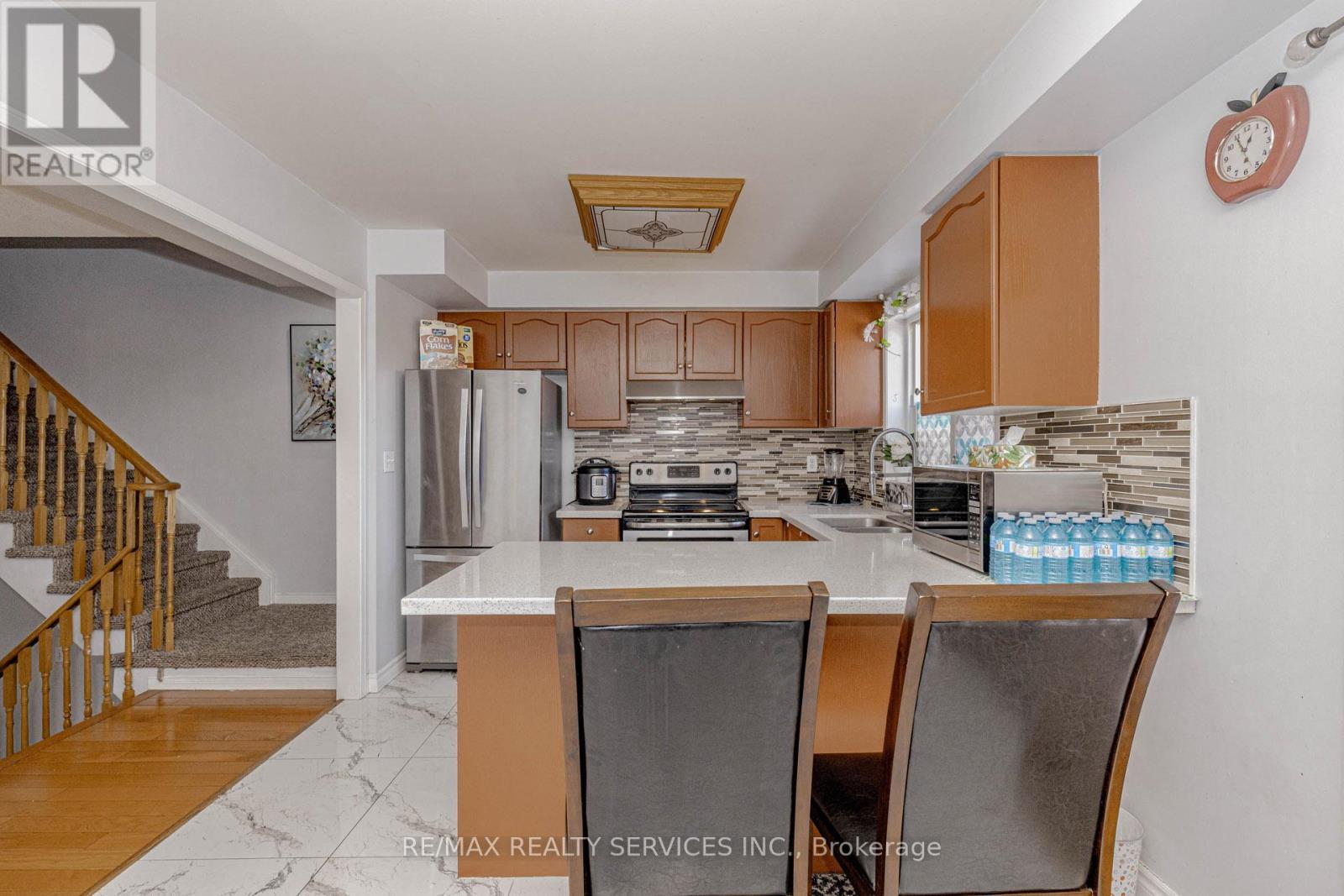 #21 170 HAVELOCK DRIVE - 11