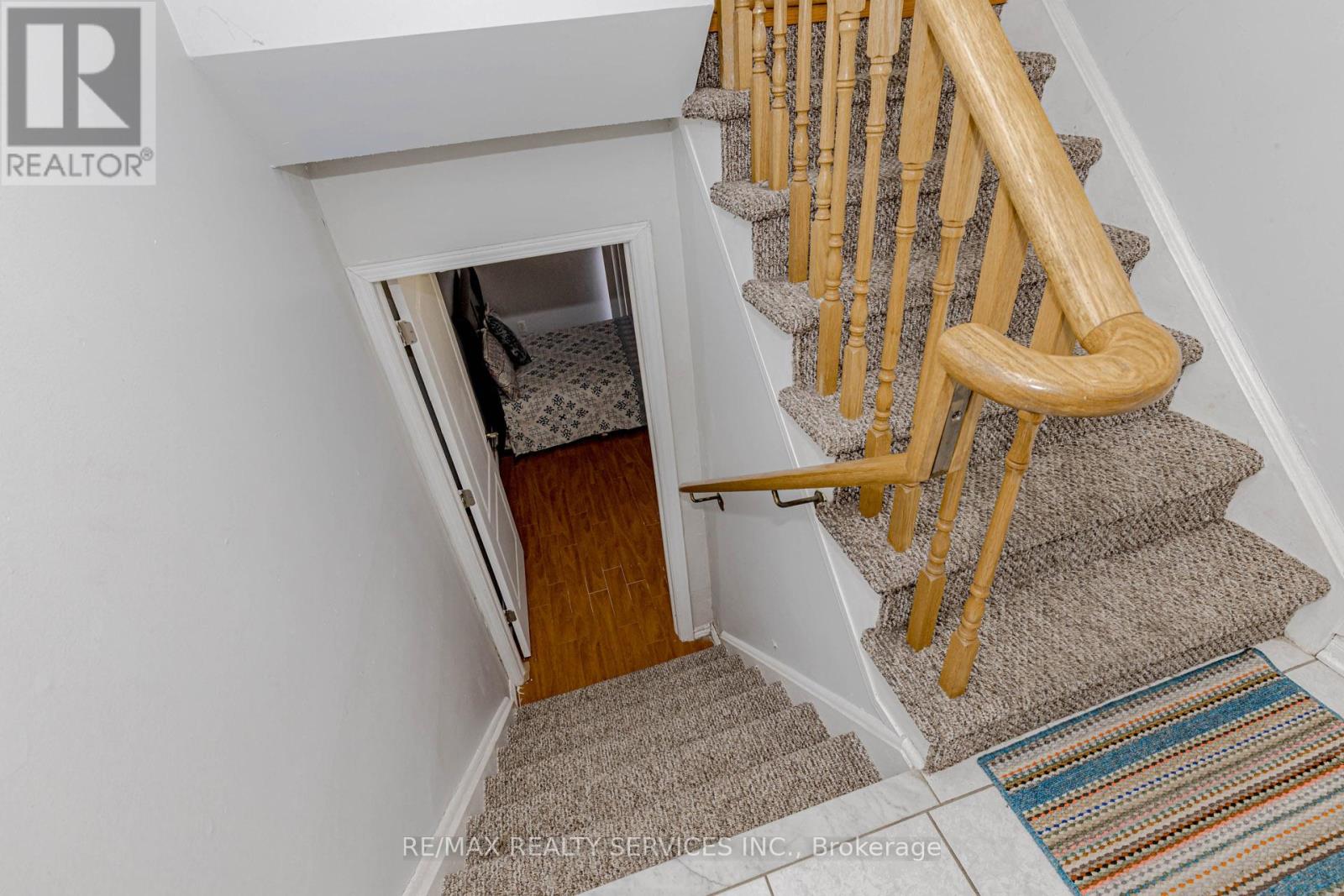 #21 170 HAVELOCK DRIVE - 27
