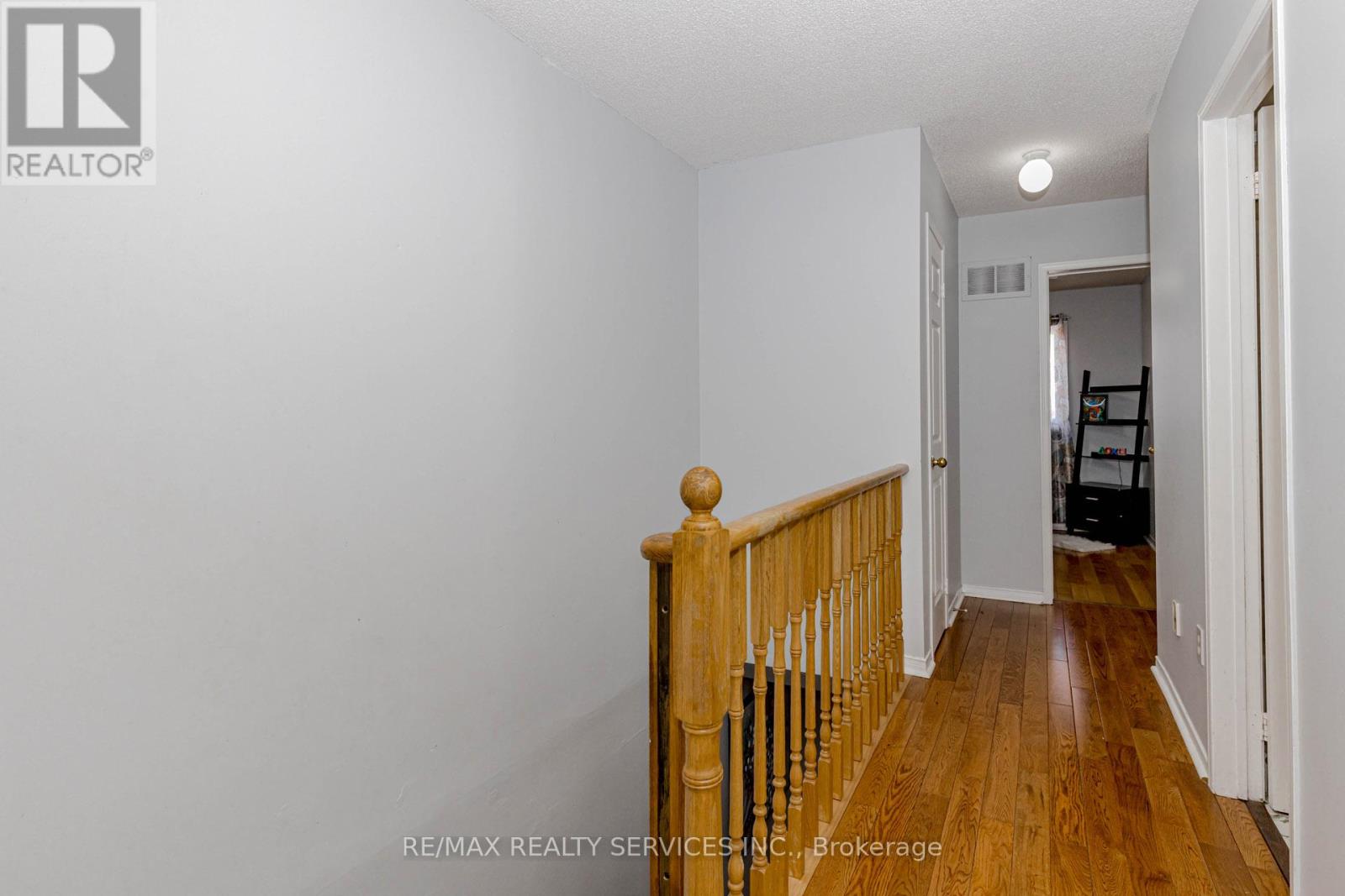 #21 170 HAVELOCK DRIVE - 28