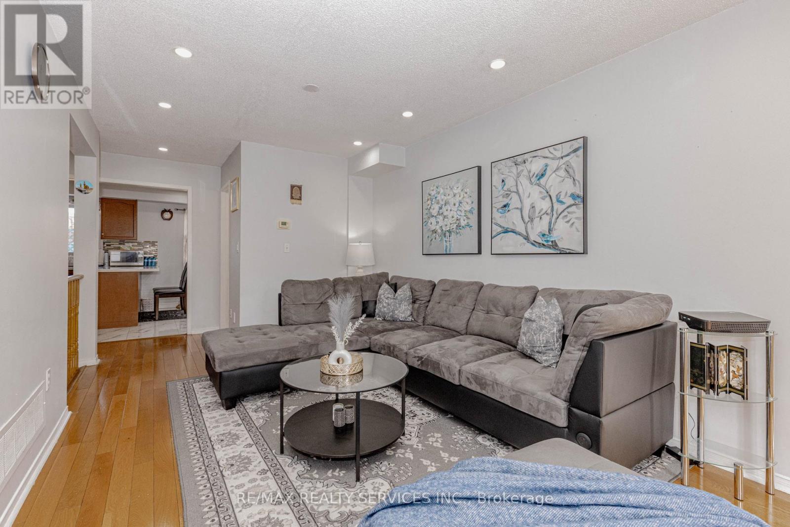 #21 170 HAVELOCK DRIVE - 9