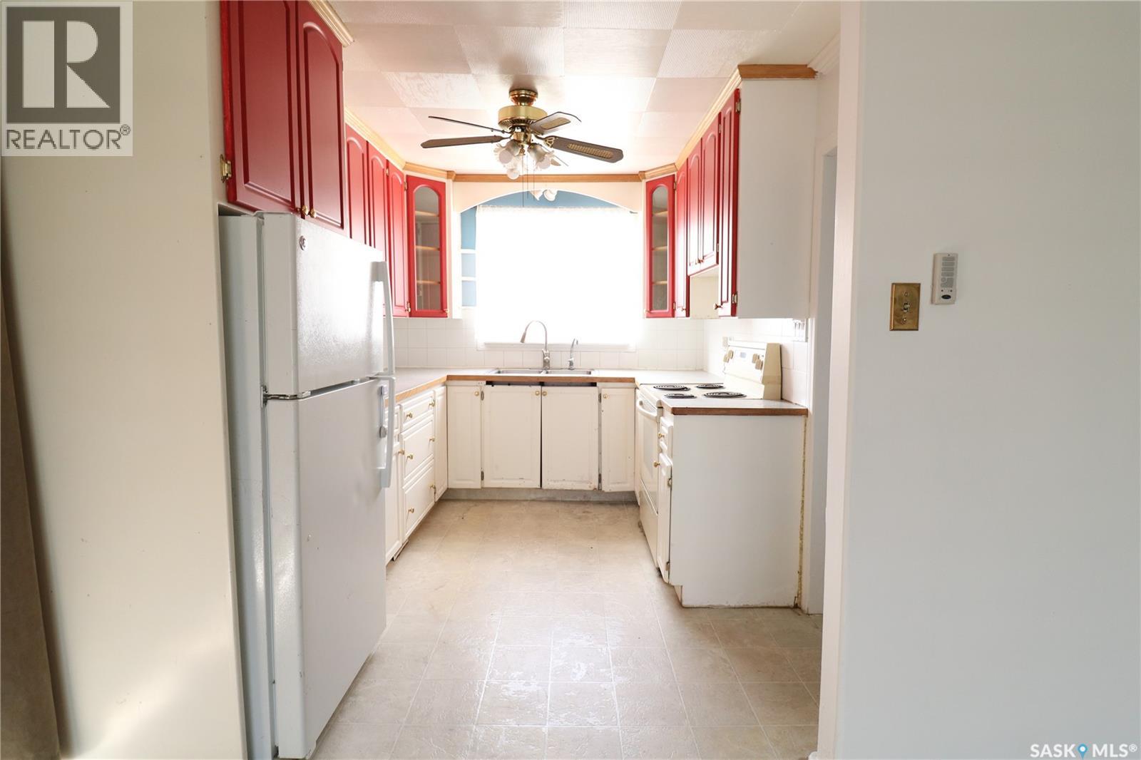 674 Robinson STREET - 9