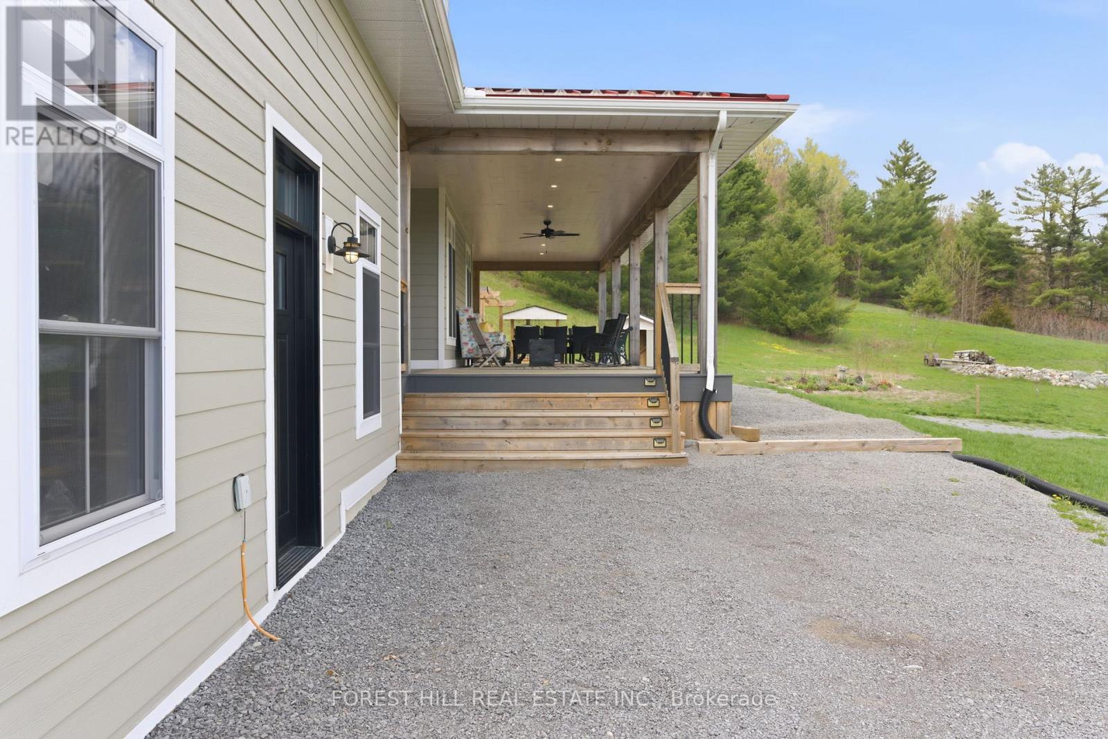 2182 SHELTER VALLEY ROAD - 43