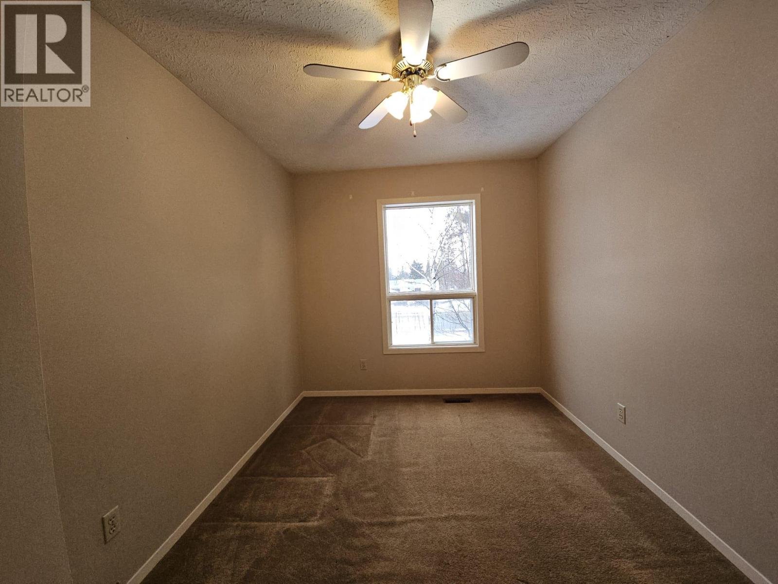 143 Kiskatinaw Crescent - 22