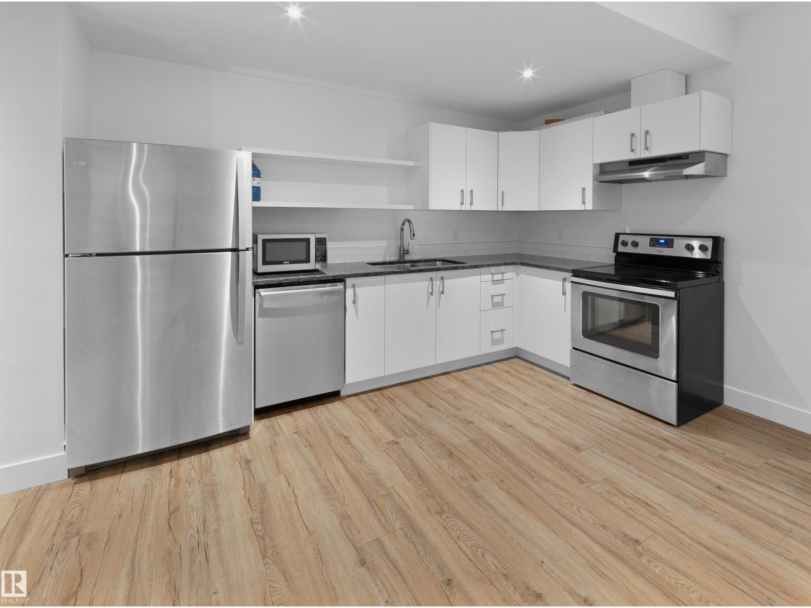 11251 79 AV NW, Edmonton