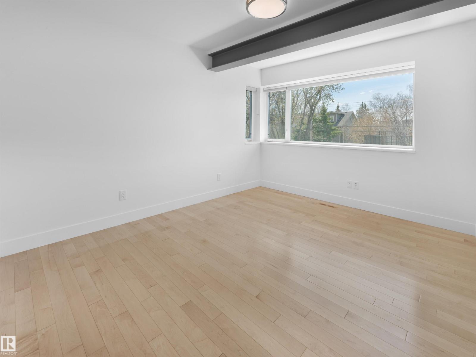 11251 79 AV NW, Edmonton