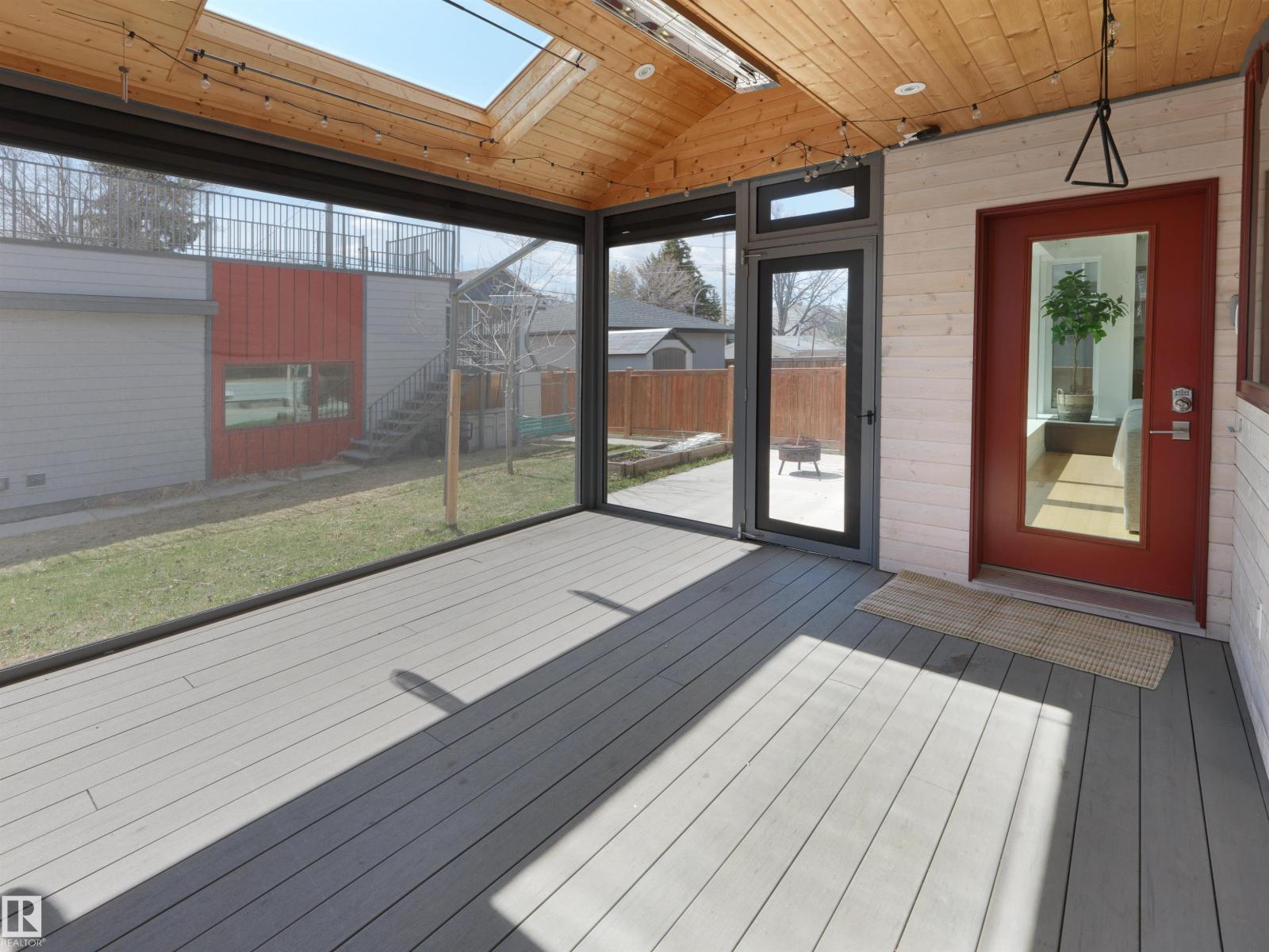 11251 79 AV NW, Edmonton