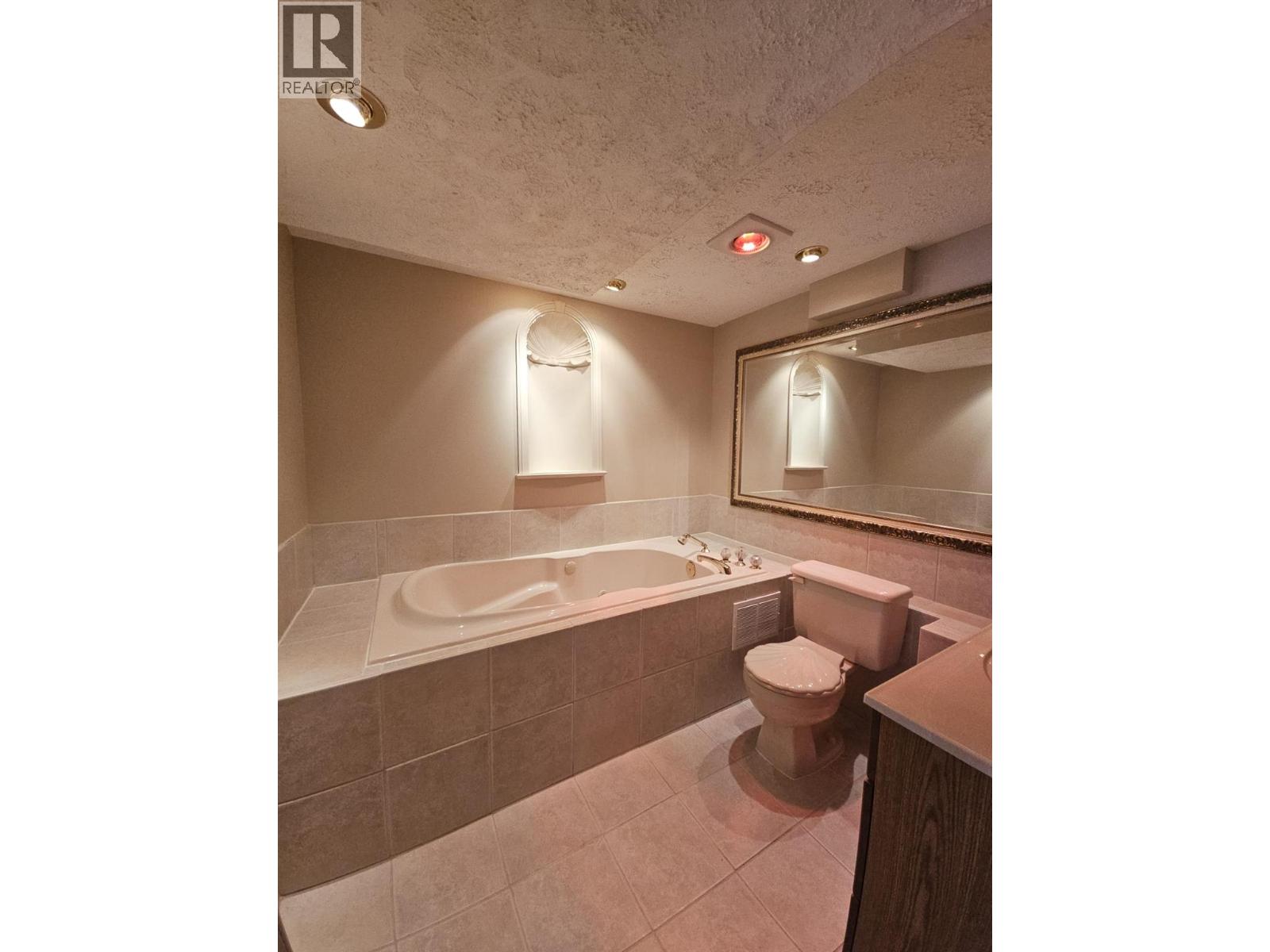 143 Kiskatinaw Crescent - 38
